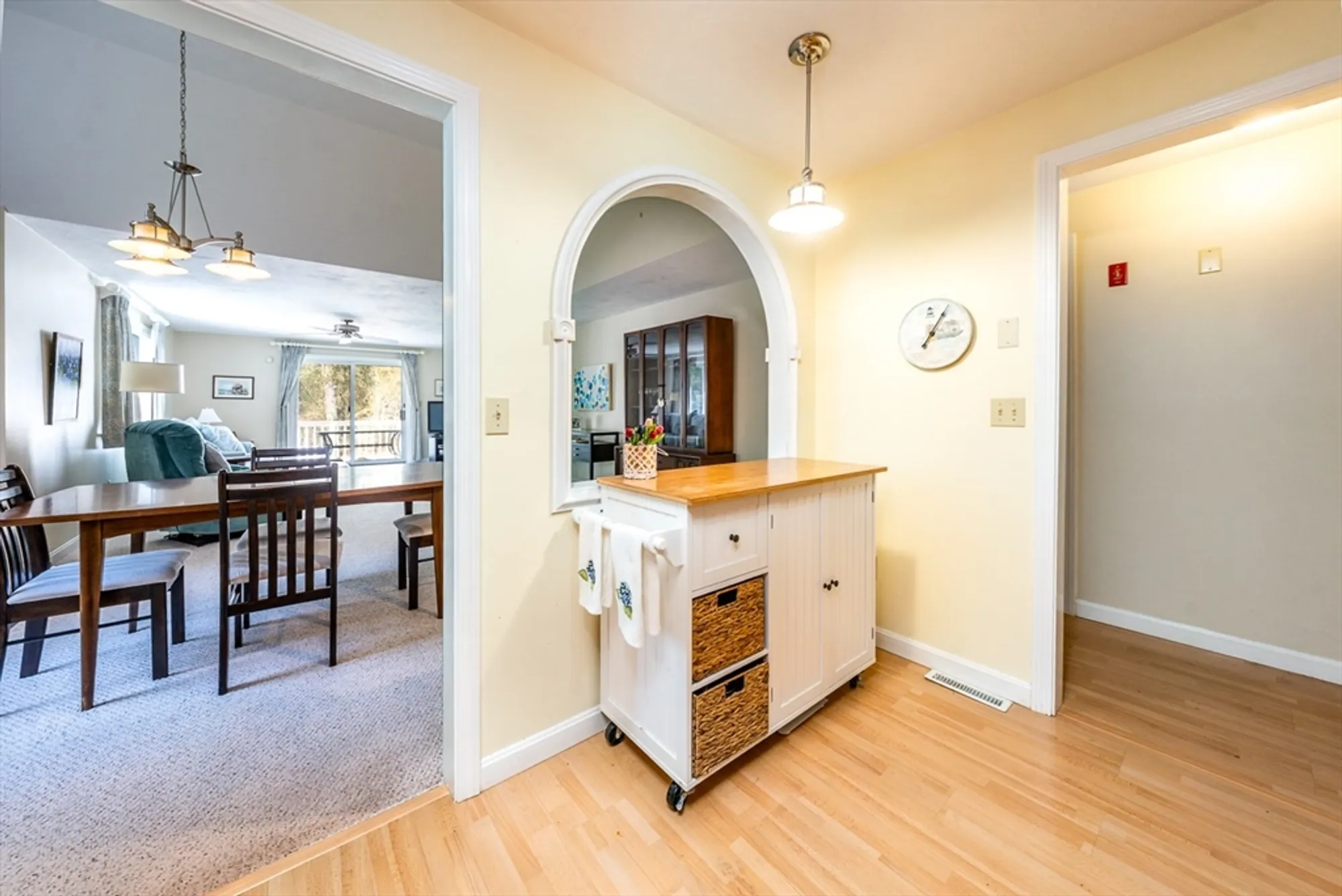 Property Slideshow image 4 of 18 | 12 kettle ln # 31, Mashpee, MA, 02649