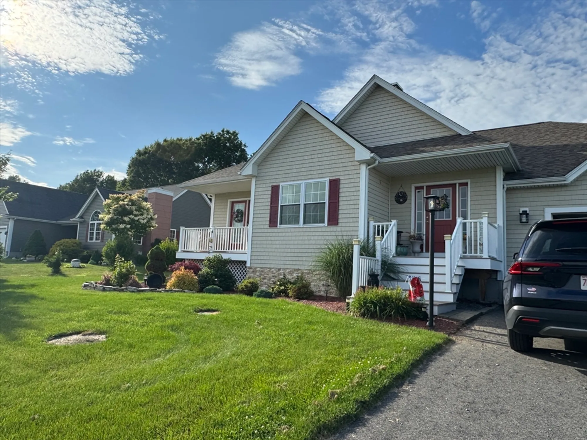 Property Slideshow image 2 of 13 | 3064 club house dr, Dighton, MA, 02715