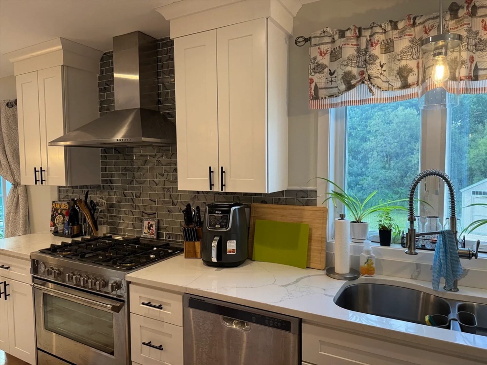 Property Slideshow image 5 of 13 | 3064 club house dr, Dighton, MA, 02715