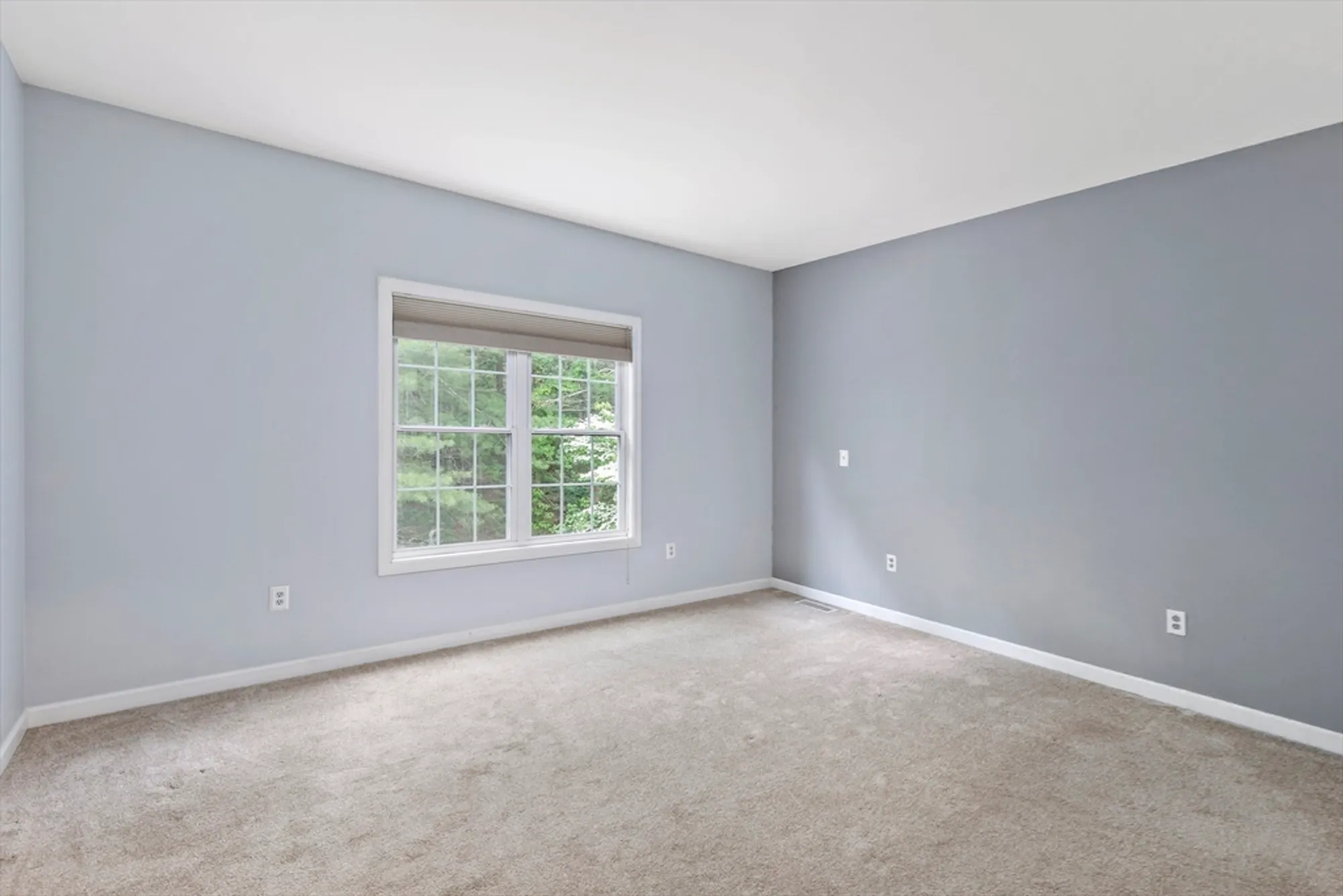 Property Slideshow image 18 of 39 | 31 fox holw, Plymouth, MA, 02360