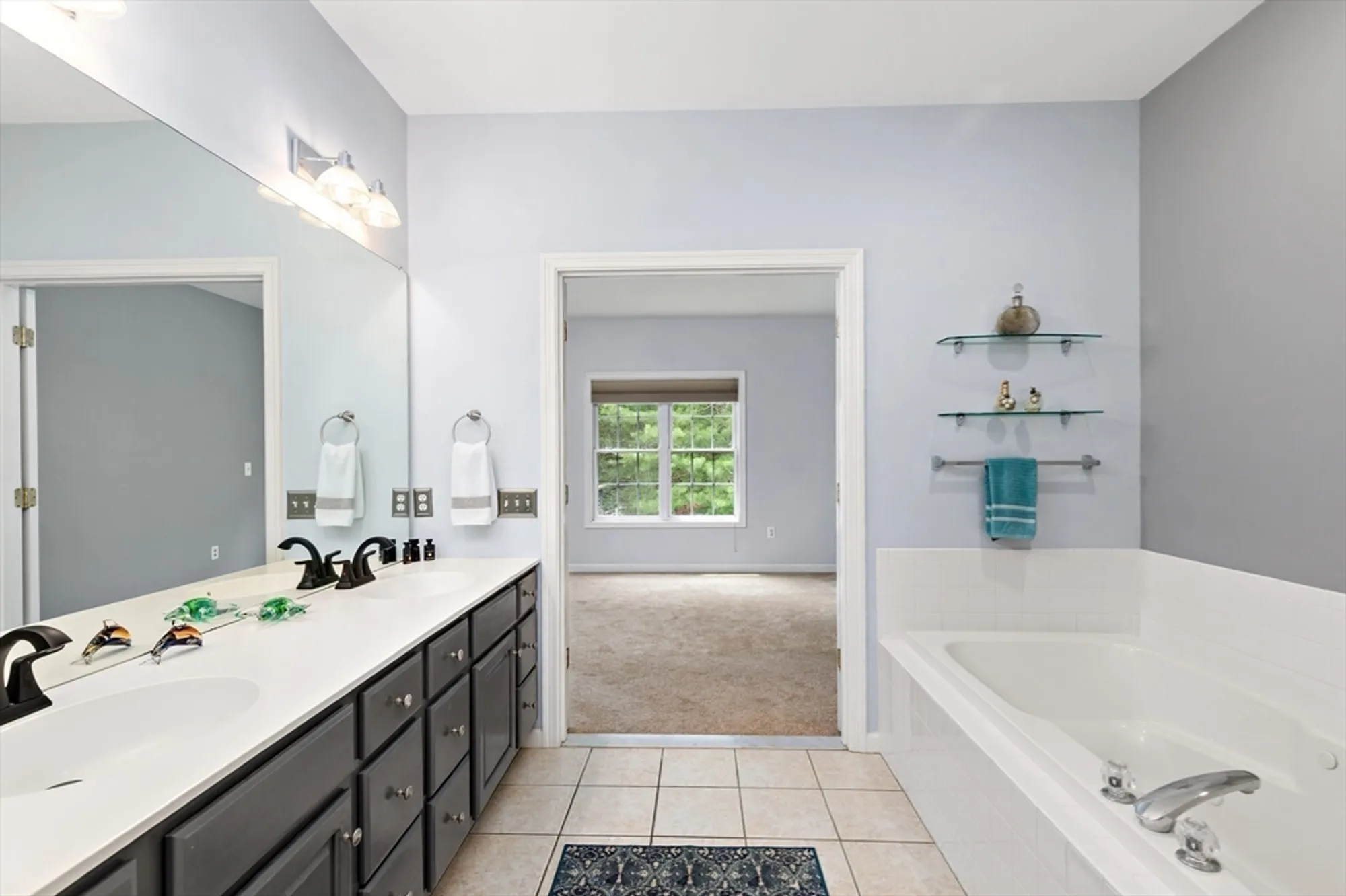 Property Slideshow image 13 of 39 | 31 fox holw, Plymouth, MA, 02360