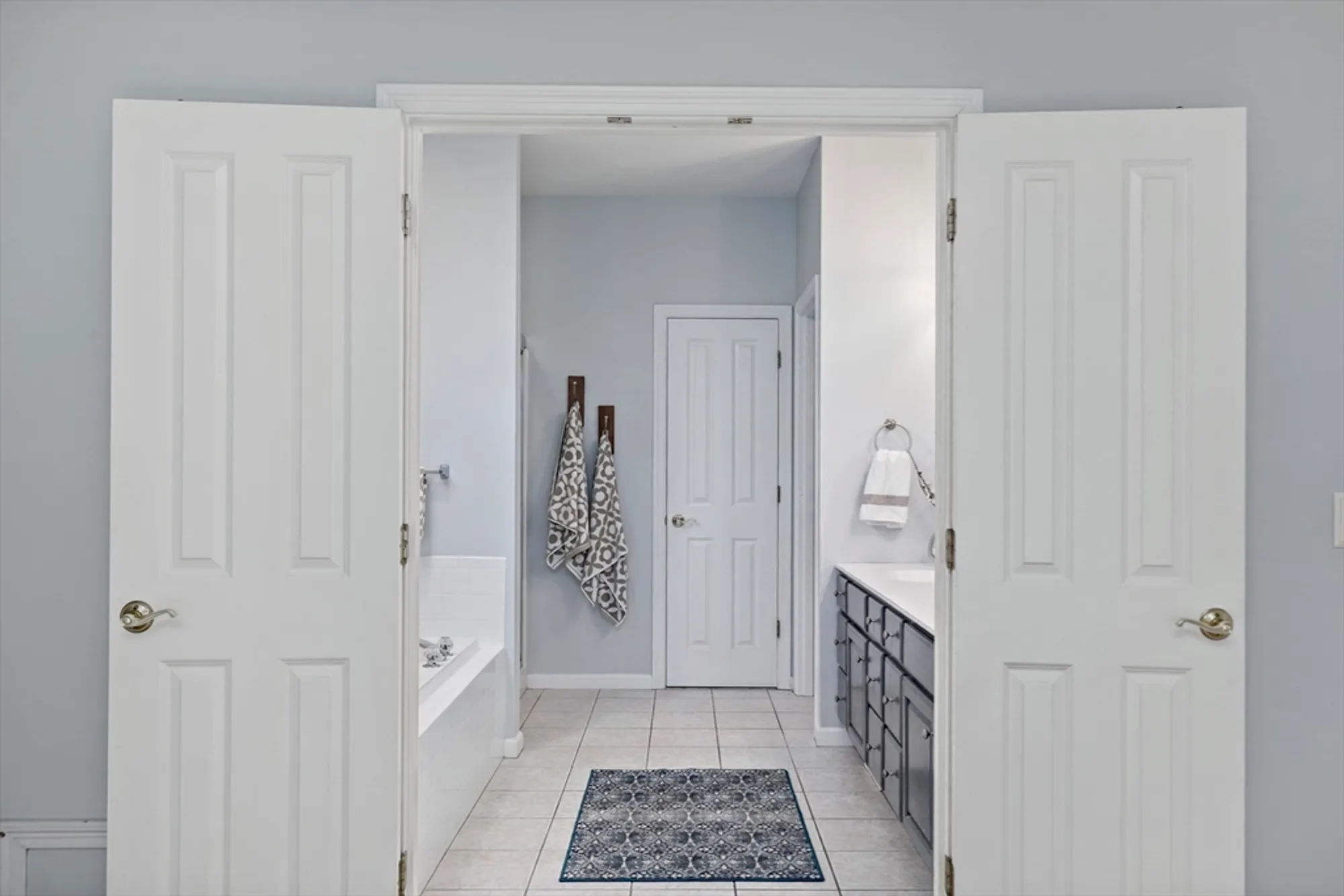 Property Slideshow image 12 of 39 | 31 fox holw, Plymouth, MA, 02360