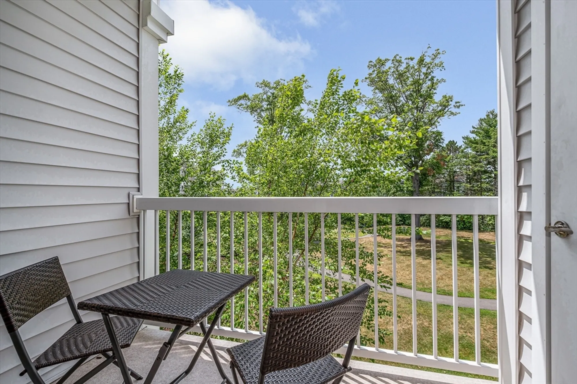 Property Slideshow image 13 of 28 | 62 abigail way unit 2007, Reading, MA, 01867