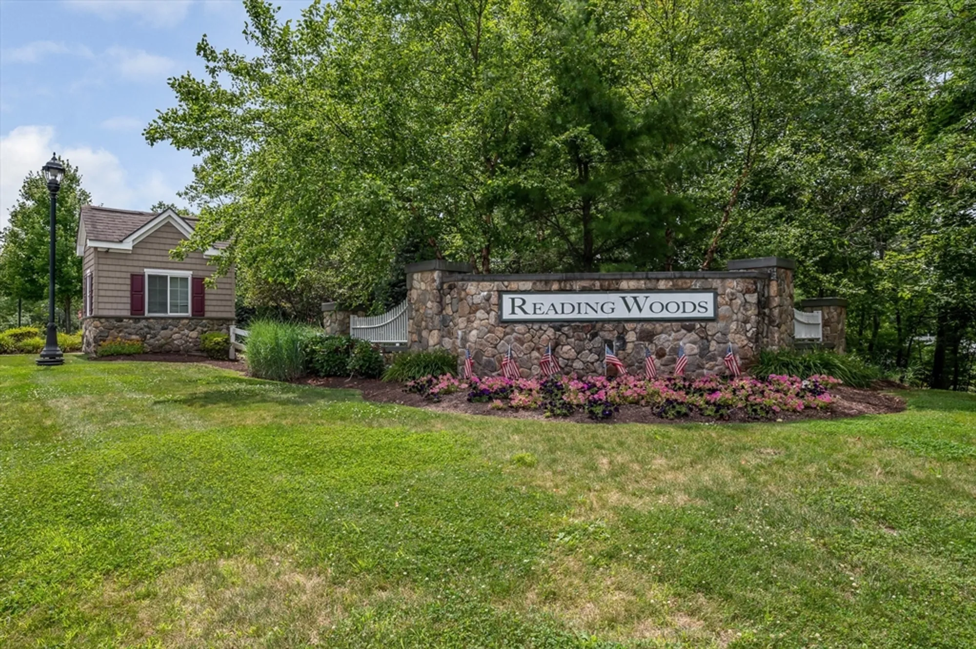 Property Slideshow image 26 of 28 | 62 abigail way unit 2007, Reading, MA, 01867