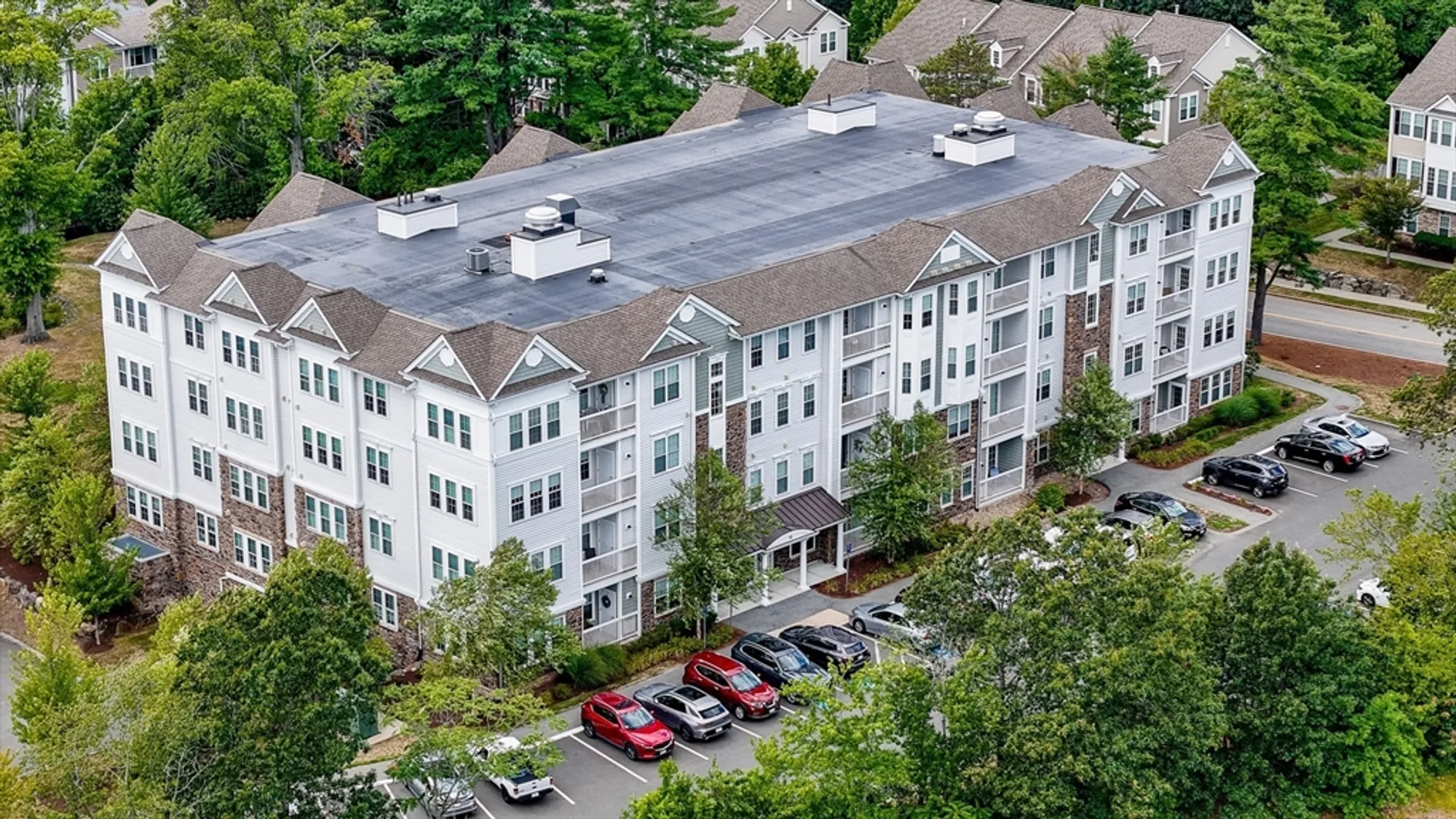 Property Slideshow image 1 of 28 | 62 abigail way unit 2007, Reading, MA, 01867