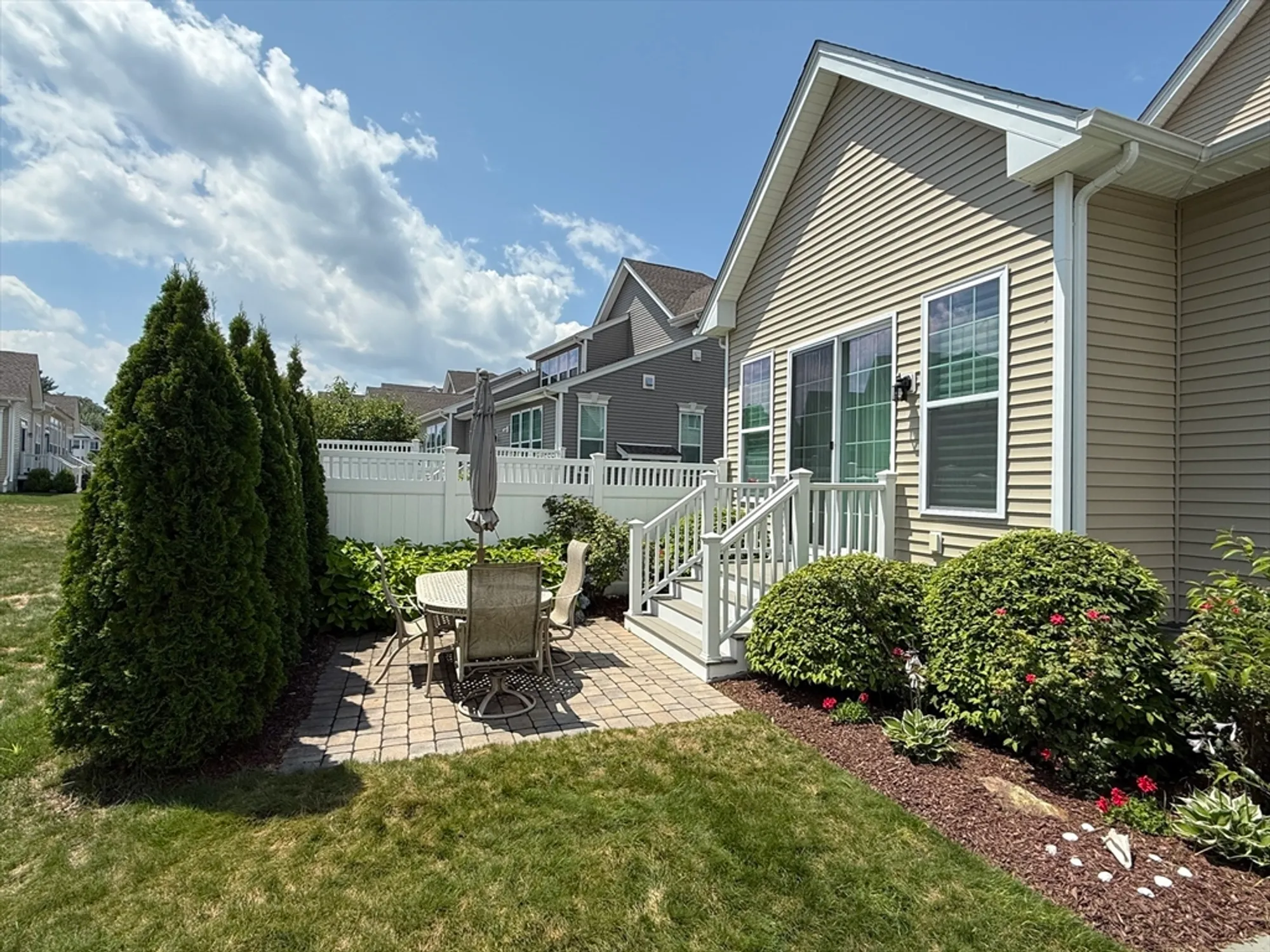 Property Slideshow image 4 of 42 | 22 henry way # 22, Millis, MA, 02054