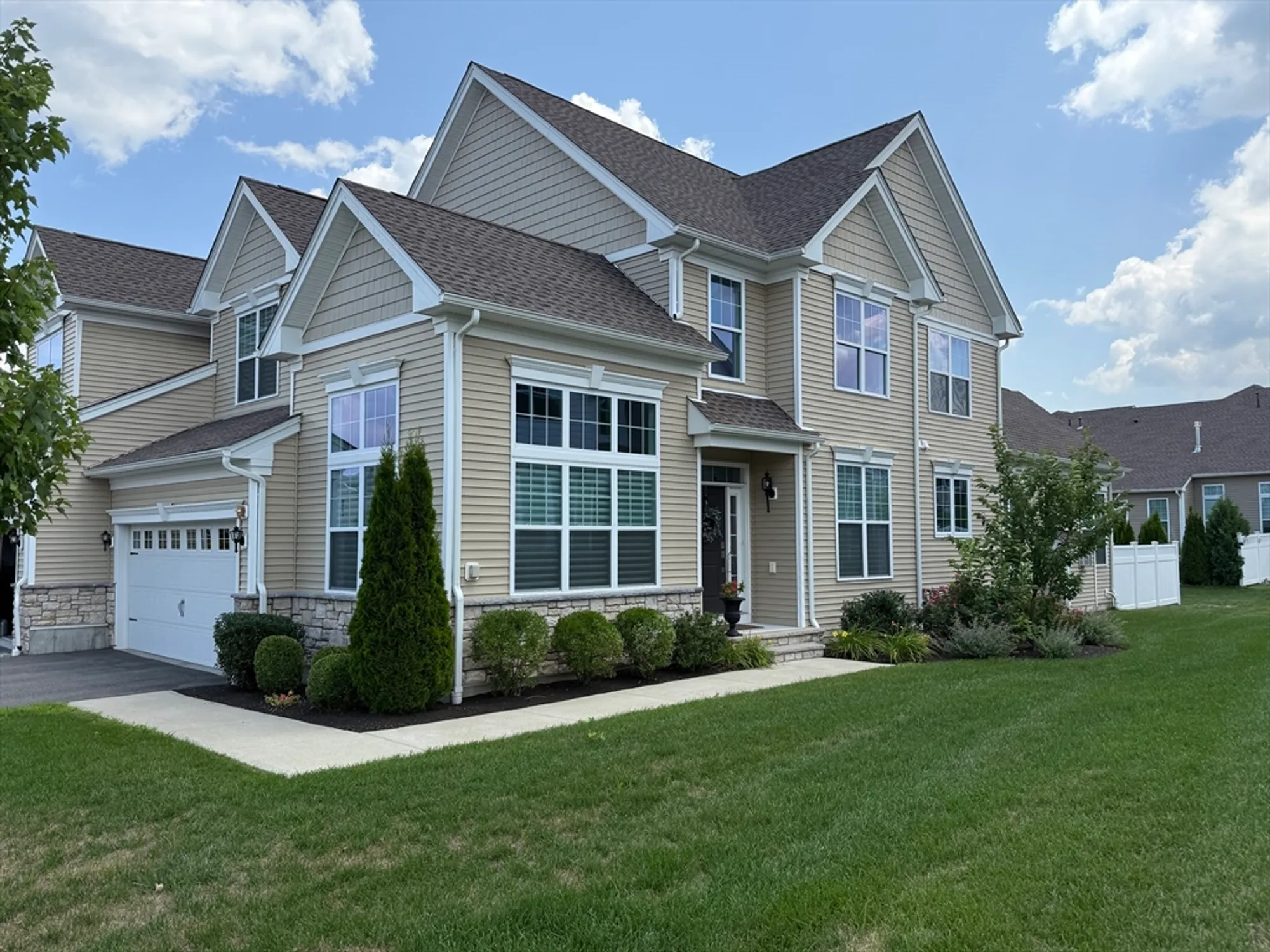 Property Slideshow image 1 of 42 | 22 henry way # 22, Millis, MA, 02054