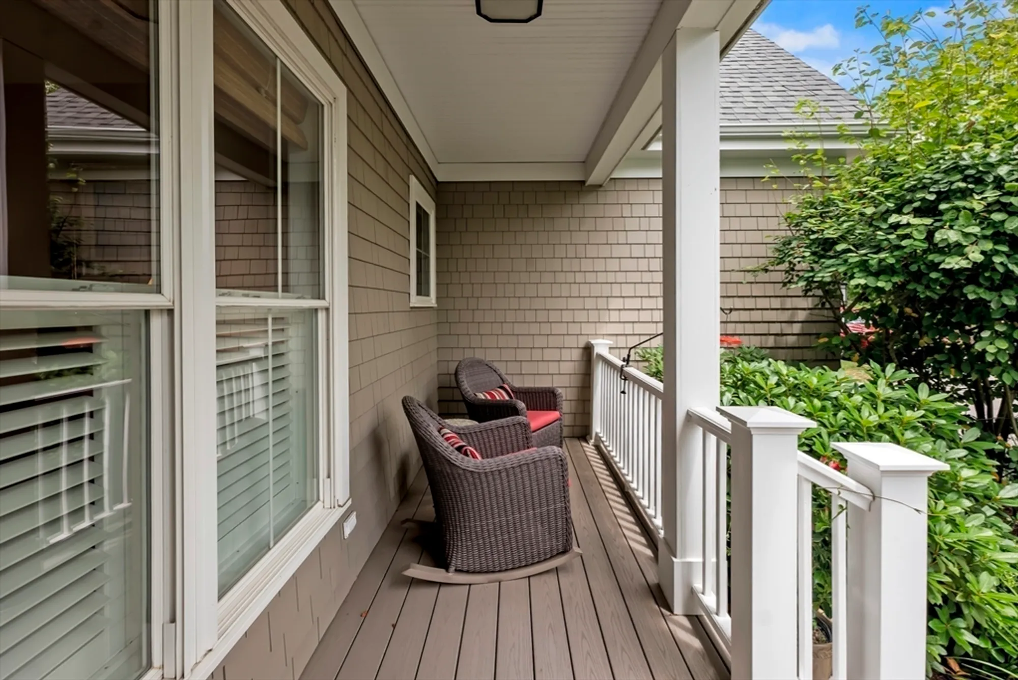 Property Slideshow image 4 of 39 | 18 inverness ln # 18, Plymouth, MA, 02360
