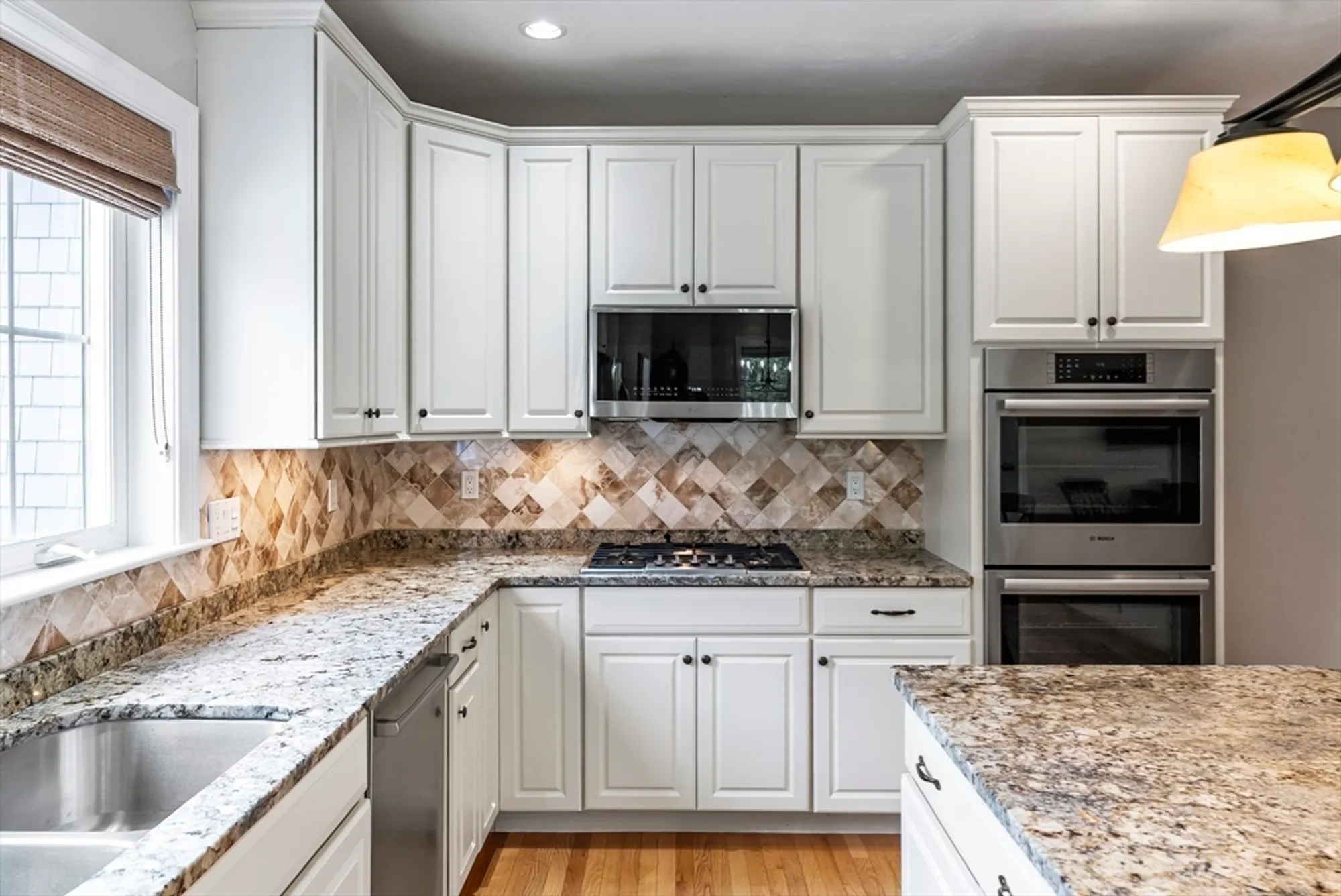 Property Slideshow image 8 of 39 | 18 inverness ln # 18, Plymouth, MA, 02360