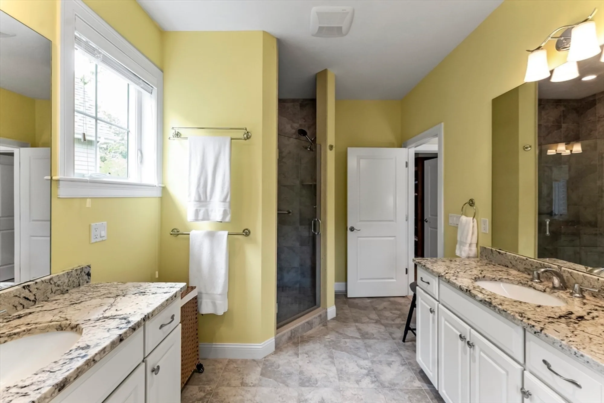 Property Slideshow image 27 of 39 | 18 inverness ln # 18, Plymouth, MA, 02360