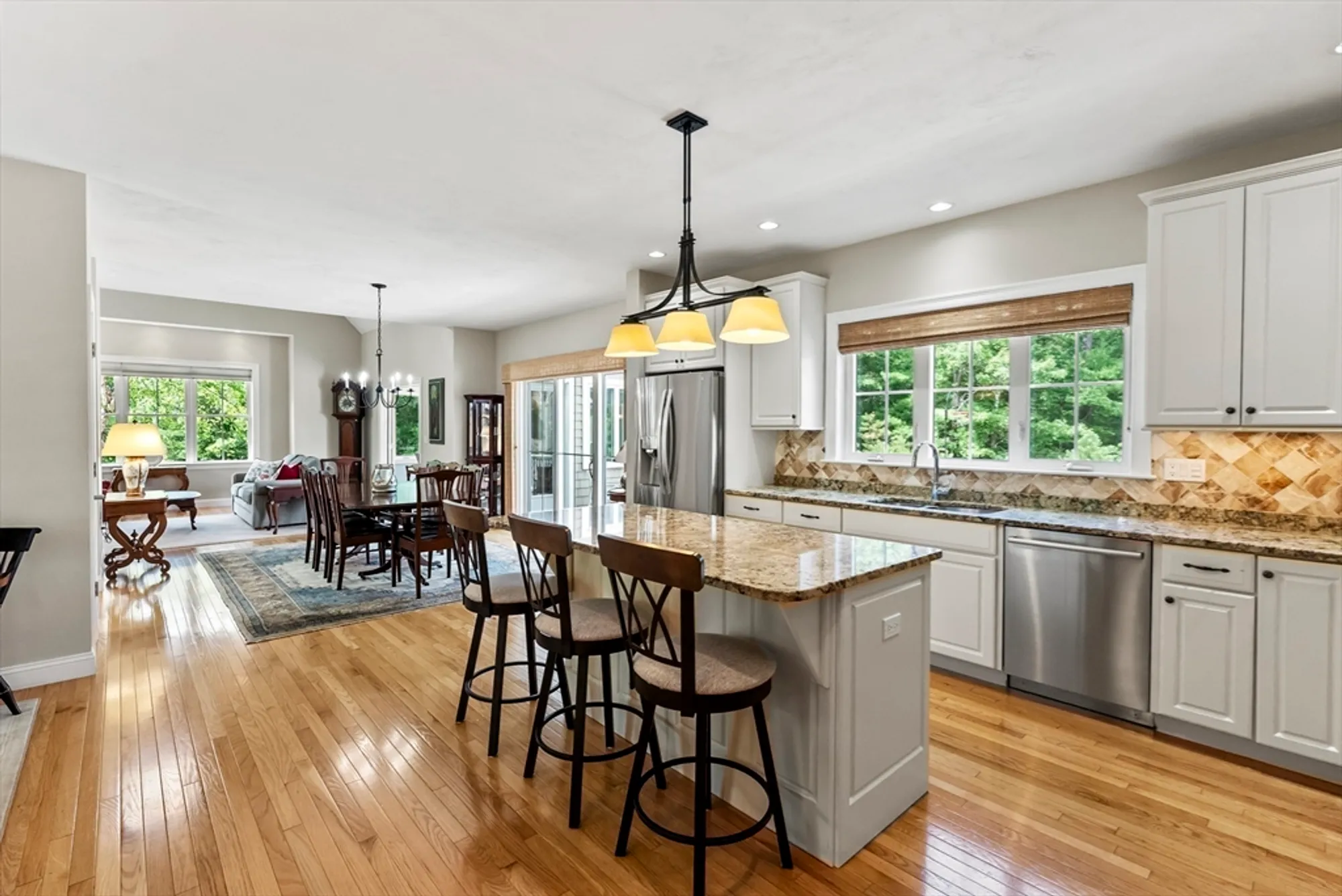 Property Slideshow image 9 of 39 | 18 inverness ln # 18, Plymouth, MA, 02360