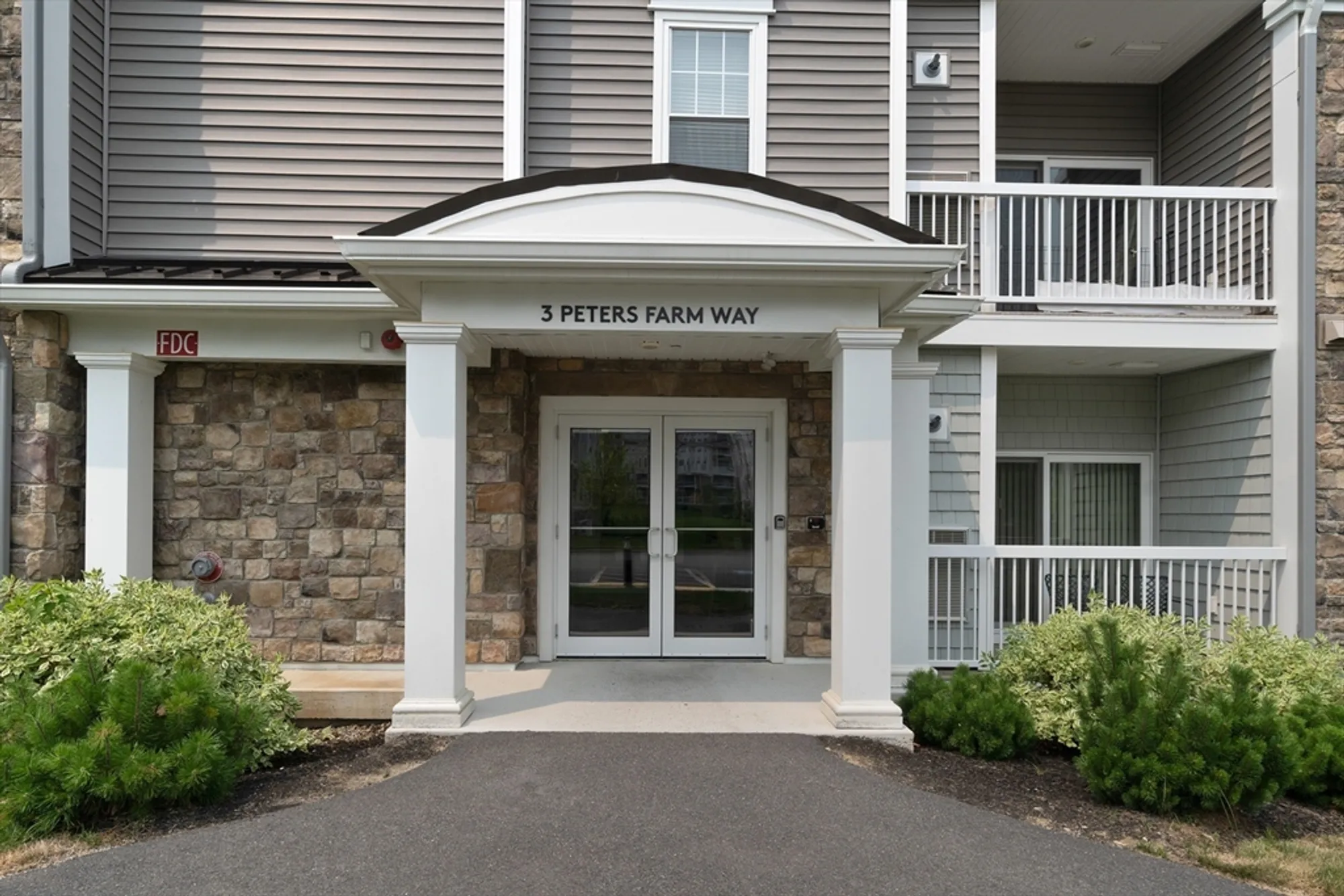 Property Slideshow image 10 of 24 | 3103 peters farm way # 3103, Westborough, MA, 01581