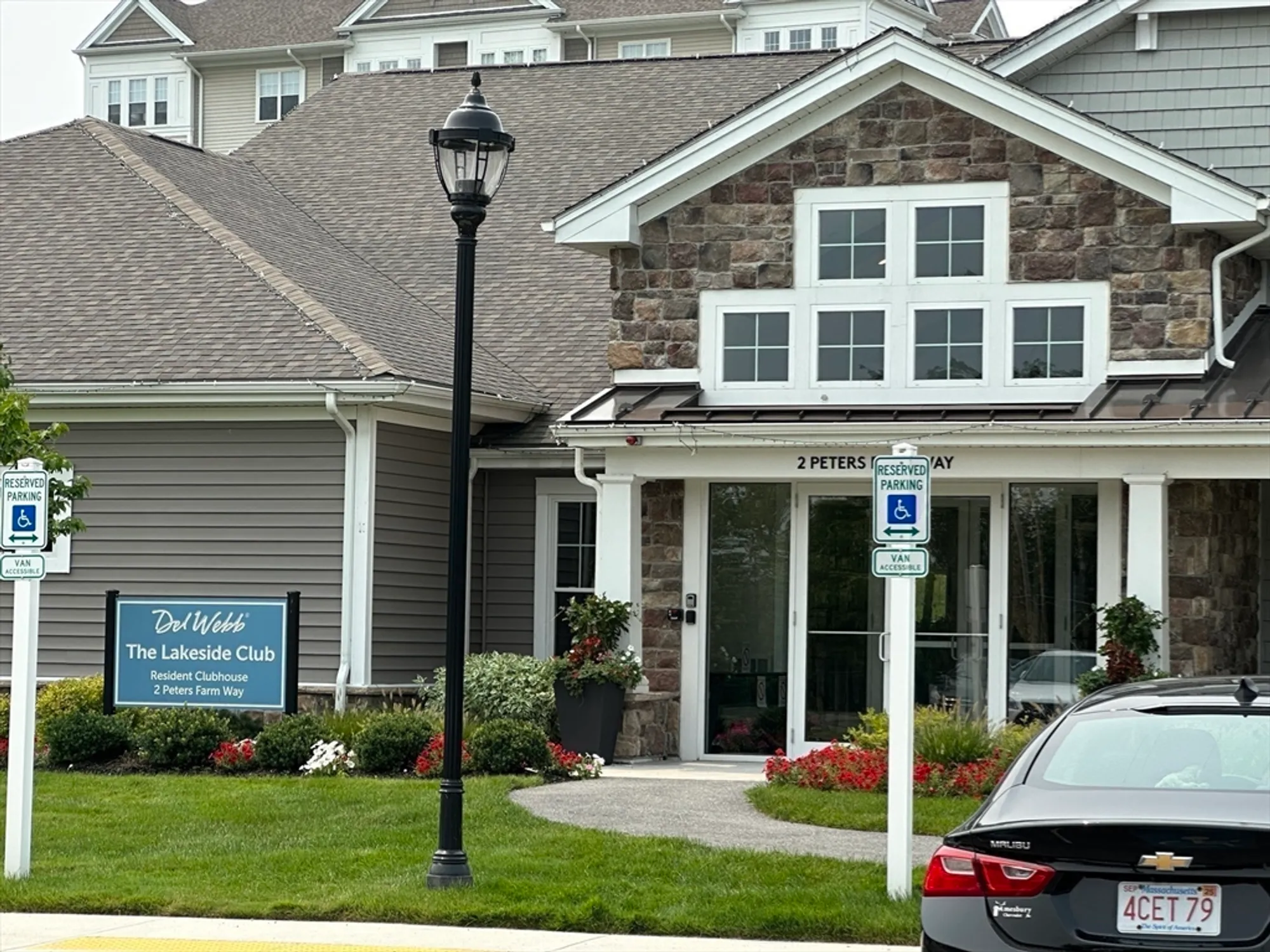 Property Slideshow image 15 of 23 | 3102 peters farm way # 102, Westborough, MA, 01581