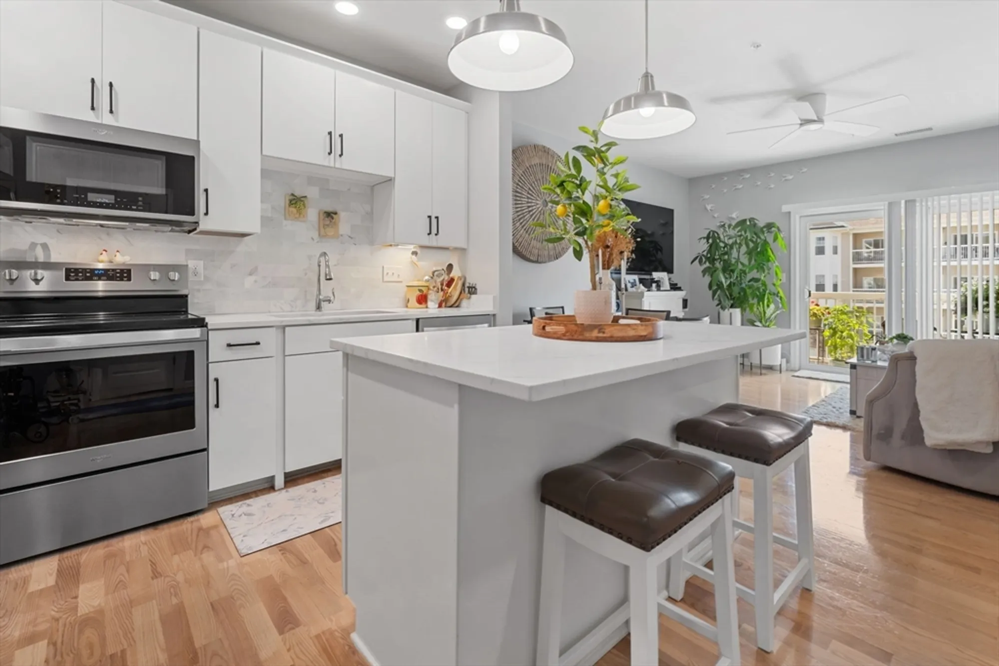 Property Slideshow image 11 of 39 | 12302 peters farm way # 302, Westborough, MA, 01581