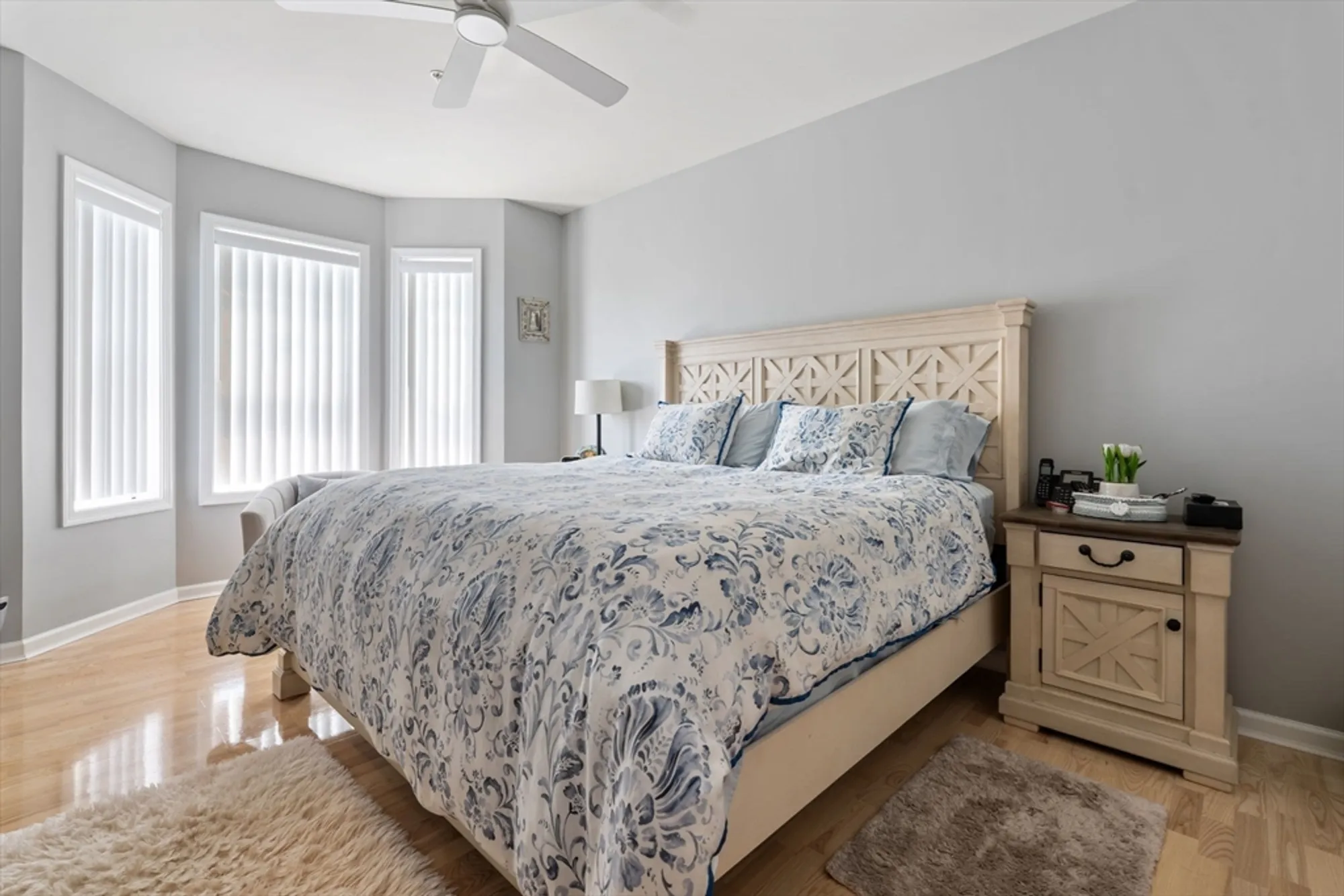 Property Slideshow image 19 of 39 | 12302 peters farm way # 302, Westborough, MA, 01581