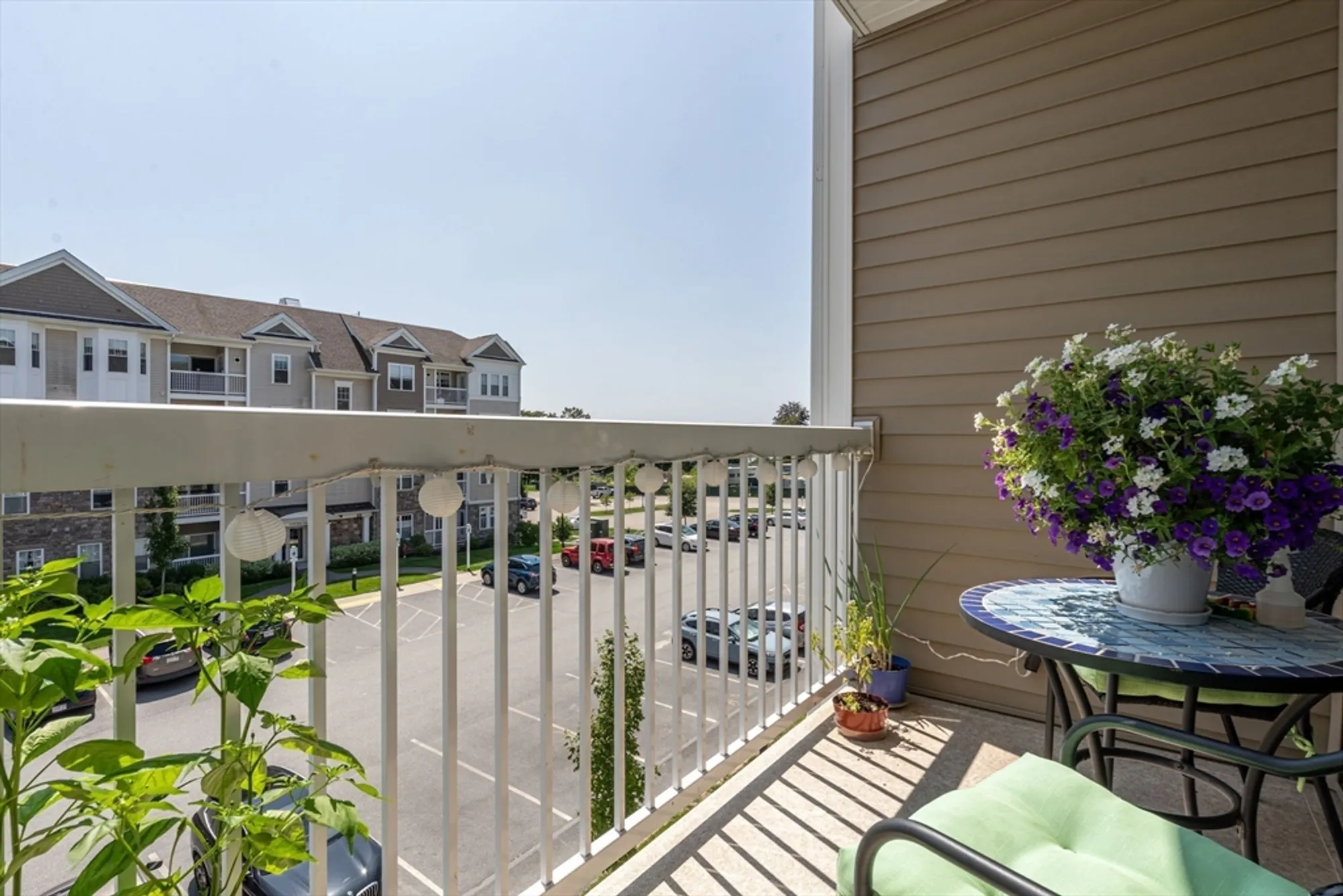 Property Slideshow image 17 of 39 | 12302 peters farm way # 302, Westborough, MA, 01581