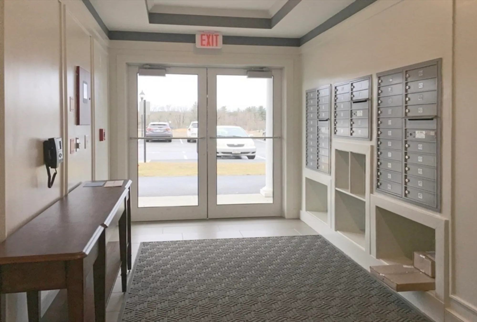 Property Slideshow image 2 of 13 | 300 martins lndg apt 107, North Reading, MA, 01864