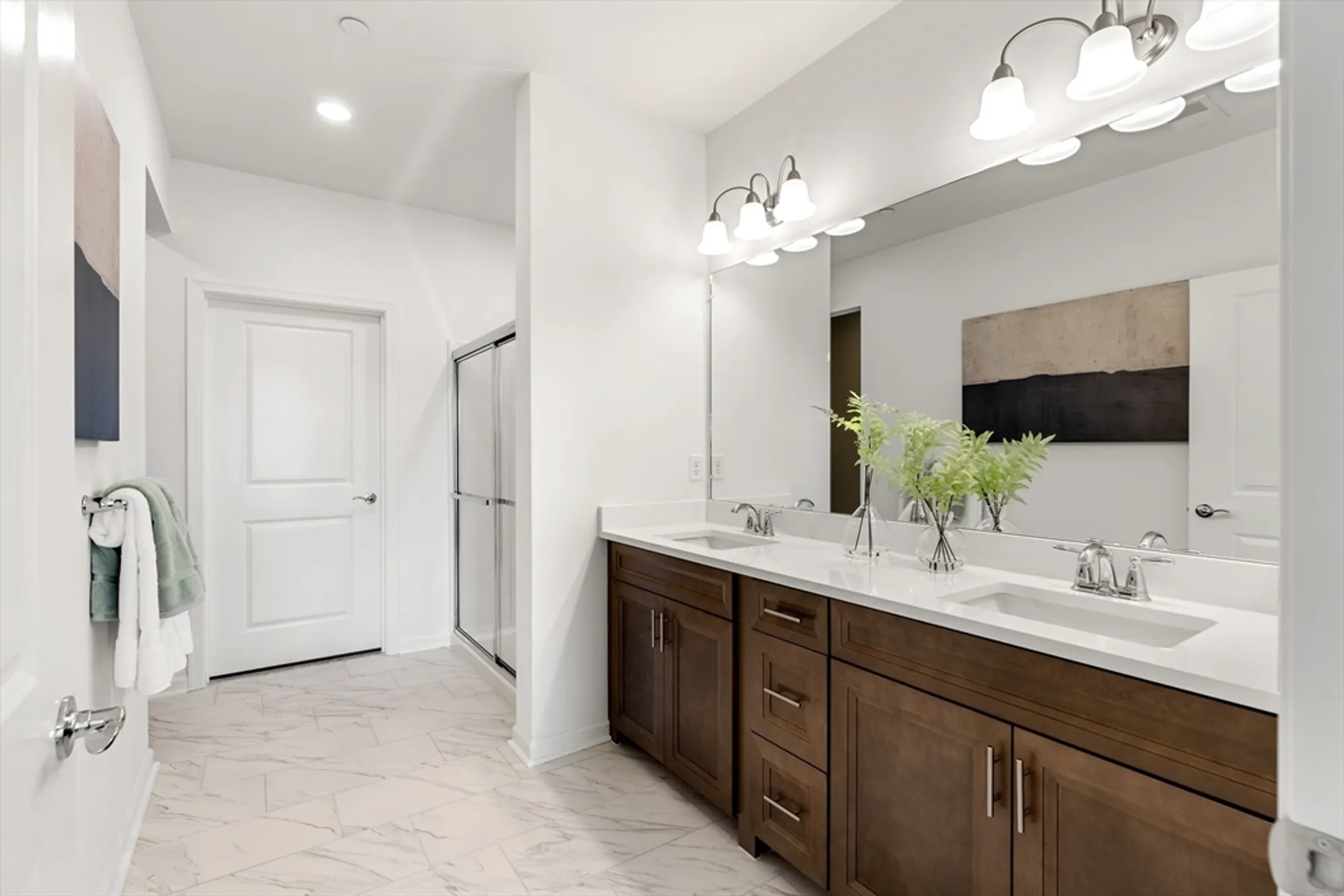 Property Slideshow image 18 of 36 | 320 martins lndg 207, North Reading, MA, 01864