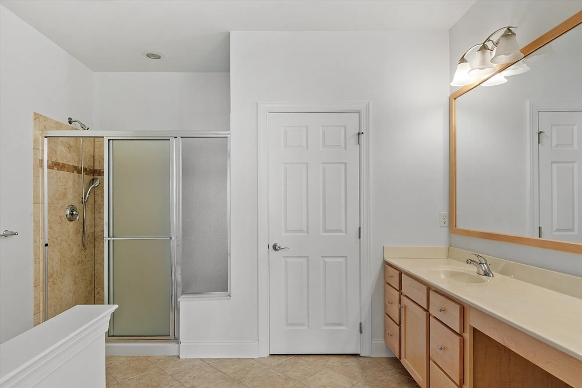 Property Slideshow image 23 of 38 | 13 wilshire way # 13, Marlborough, MA, 01752