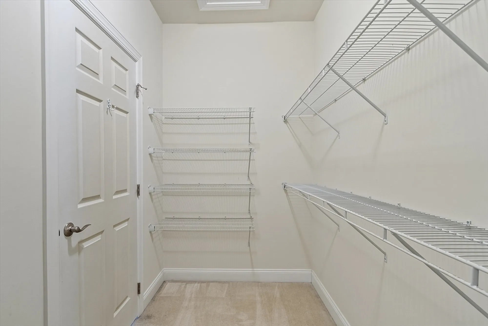 Property Slideshow image 22 of 38 | 13 wilshire way # 13, Marlborough, MA, 01752