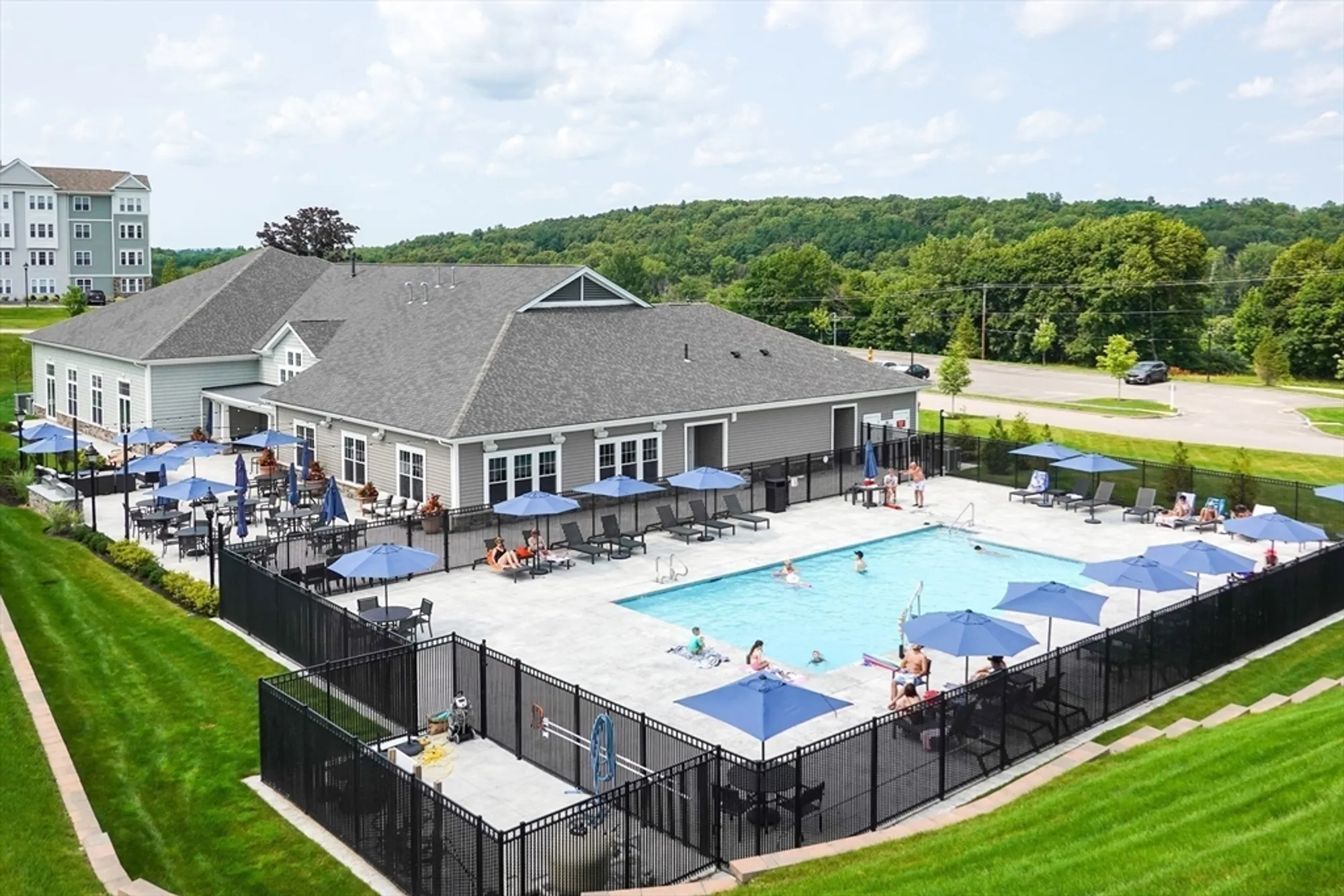 Property Slideshow image 33 of 36 | 12208 peters farm way # 12208, Westborough, MA, 01581