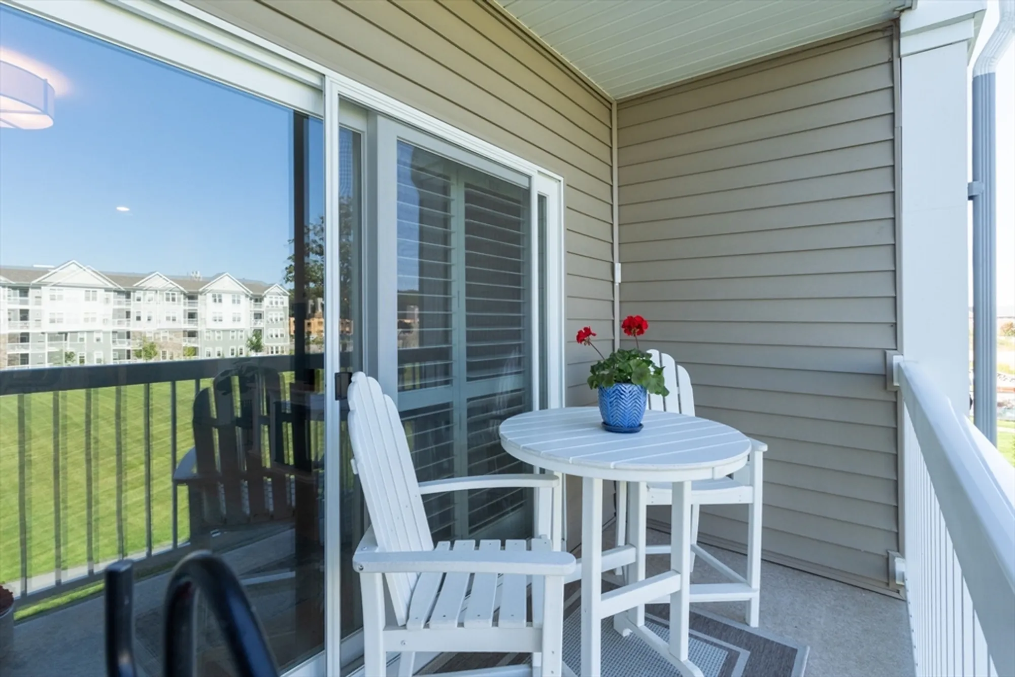 Property Slideshow image 21 of 36 | 12208 peters farm way # 12208, Westborough, MA, 01581