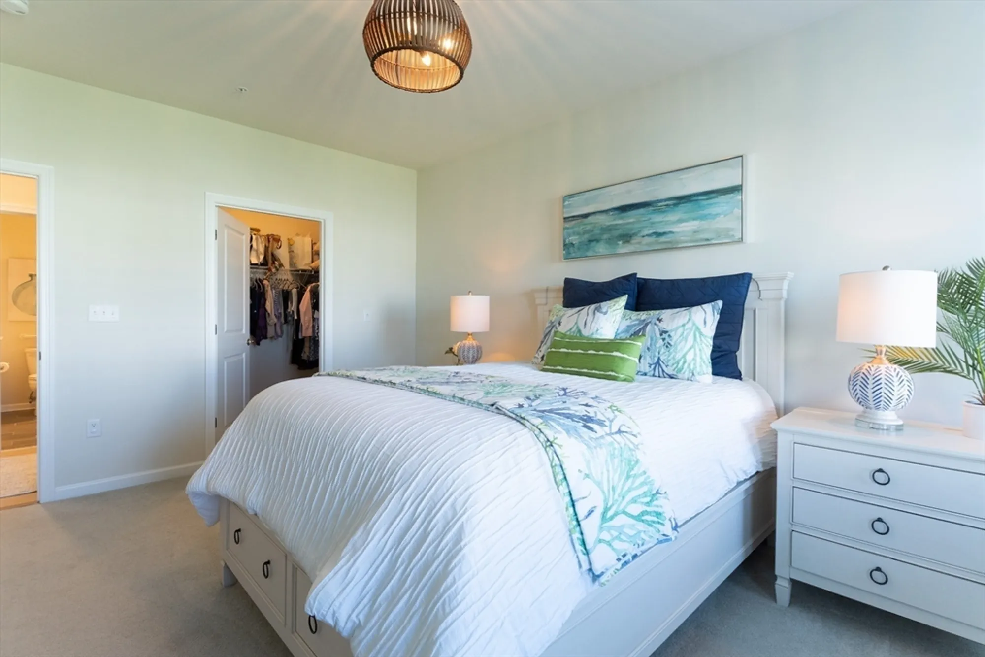 Property Slideshow image 13 of 36 | 12208 peters farm way # 12208, Westborough, MA, 01581