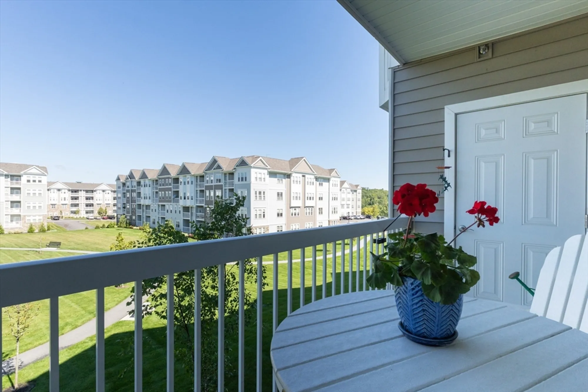 Property Slideshow image 22 of 36 | 12208 peters farm way # 12208, Westborough, MA, 01581
