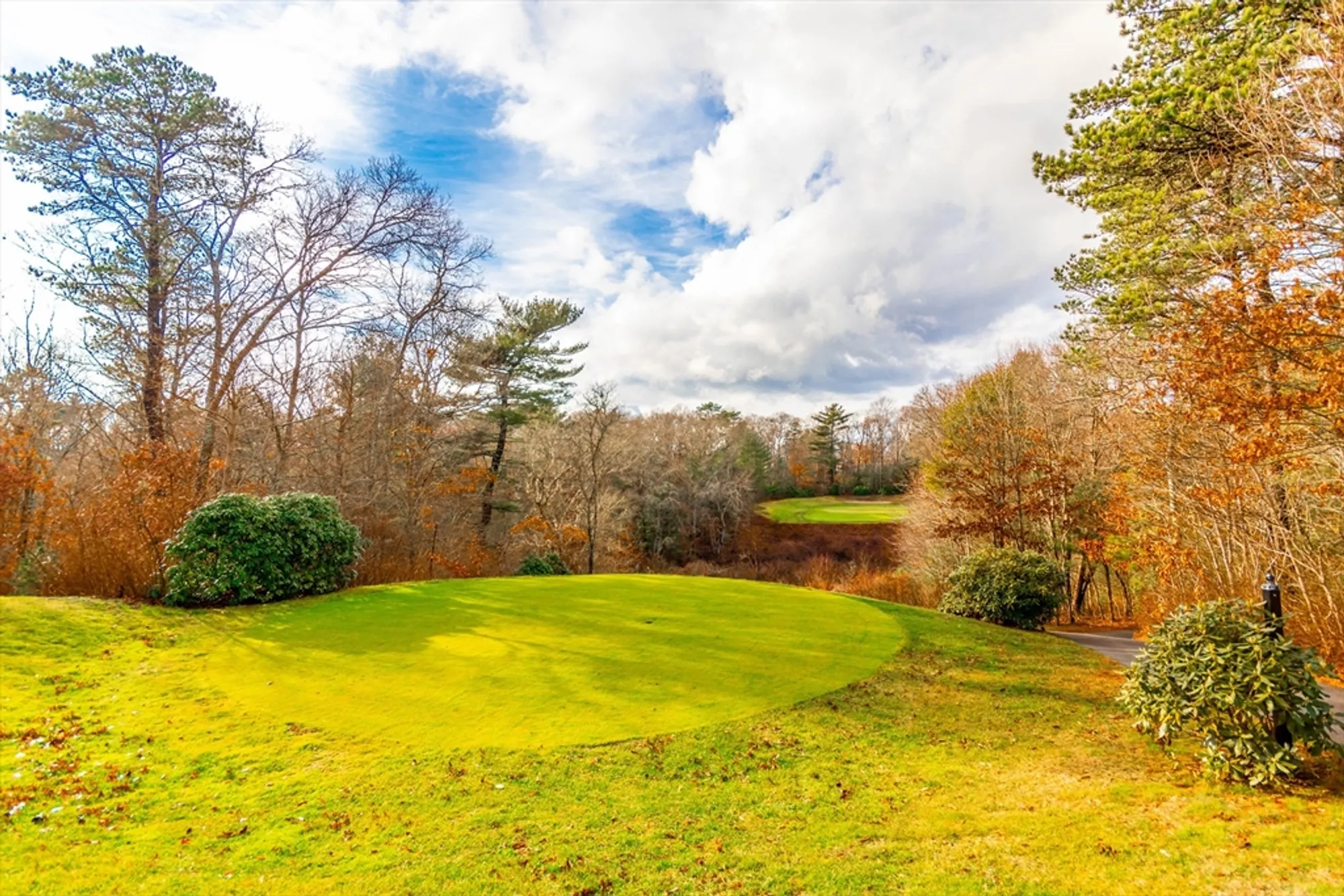 Property Slideshow image 33 of 36 | 20 twin oaks dr # 20, Mashpee, MA, 02649