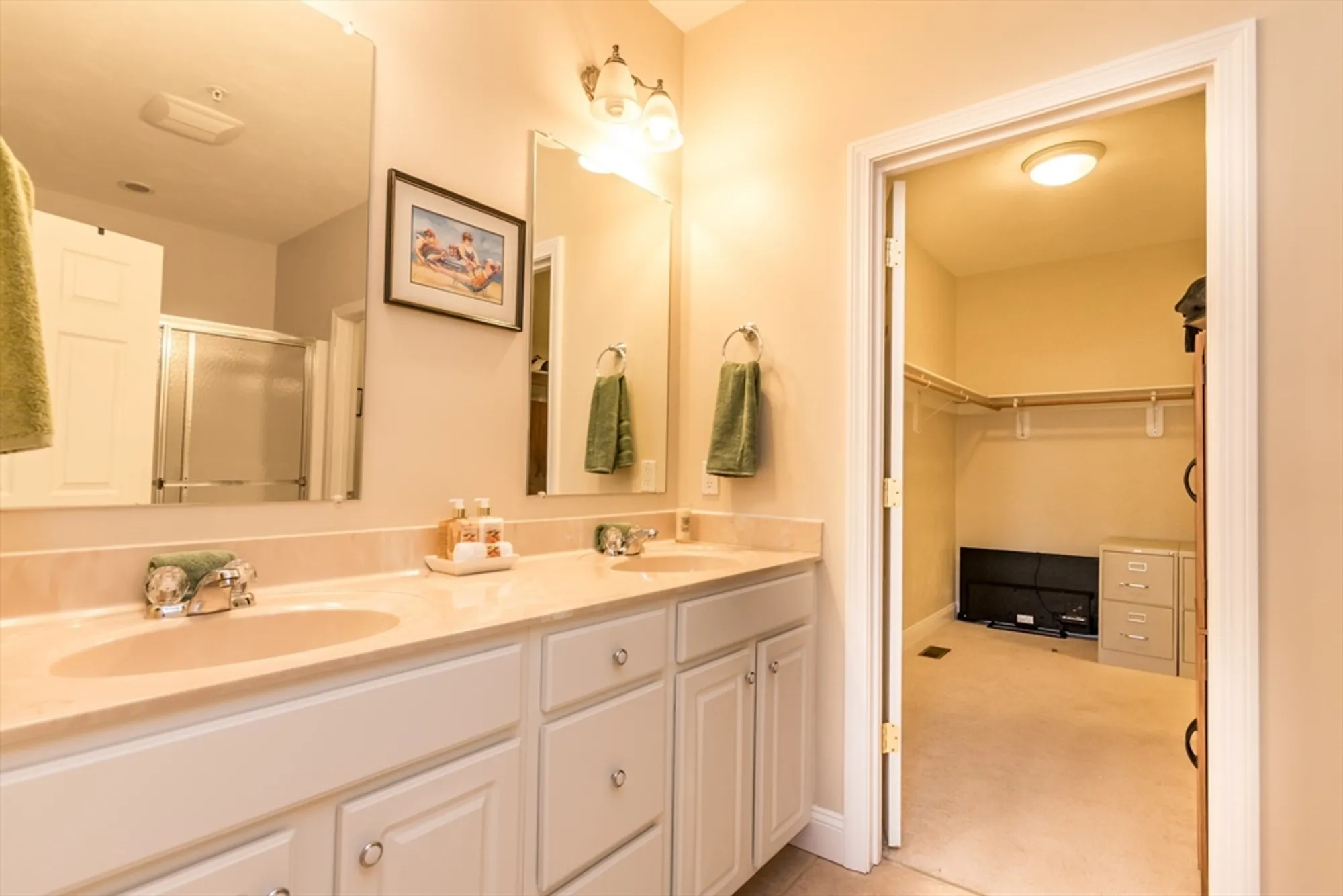 Property Slideshow image 15 of 36 | 20 twin oaks dr # 20, Mashpee, MA, 02649