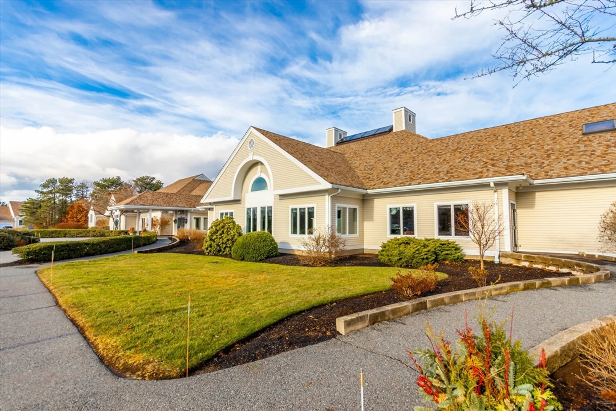 Property Slideshow image 31 of 36 | 20 twin oaks dr # 20, Mashpee, MA, 02649