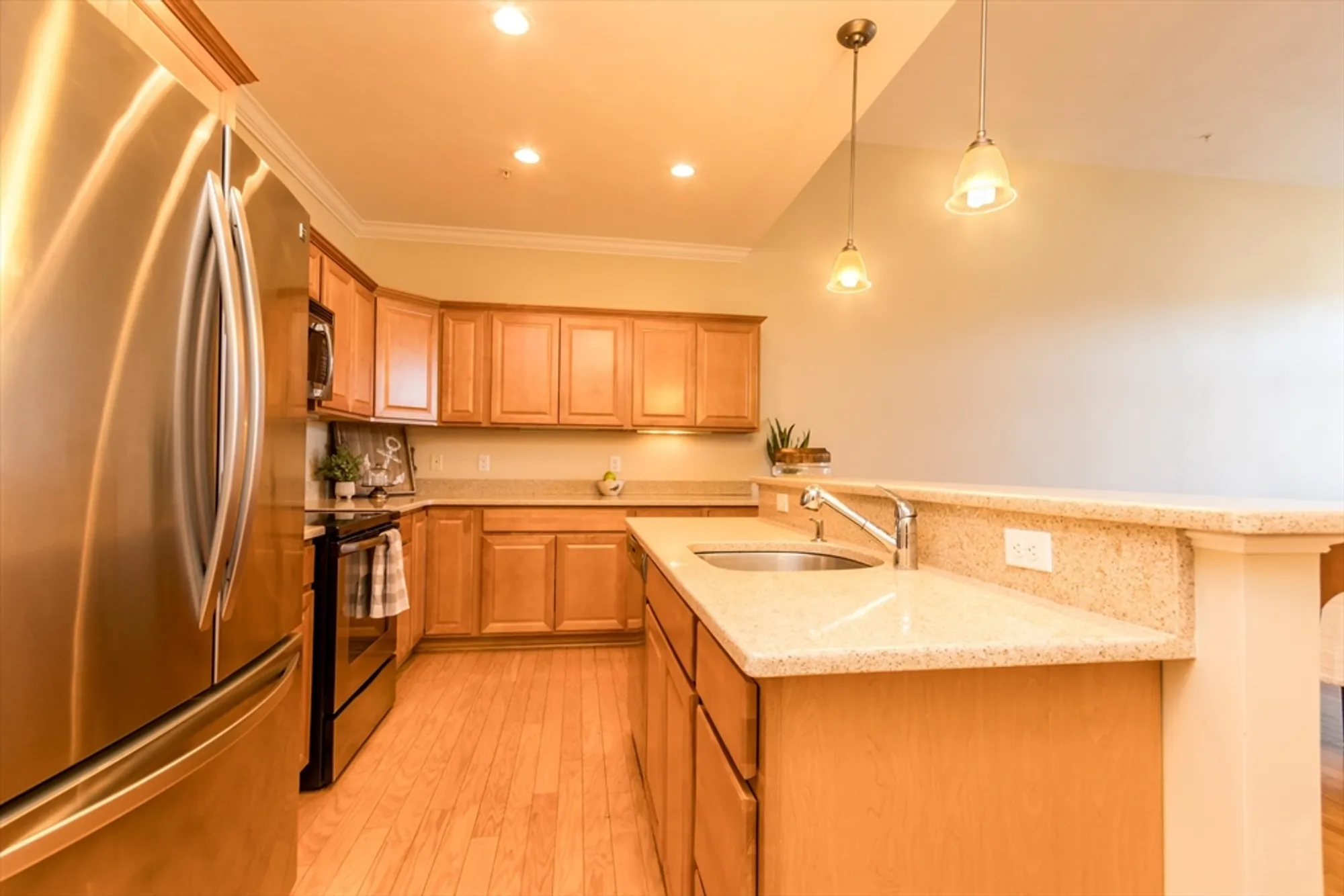 Property Slideshow image 8 of 36 | 20 twin oaks dr # 20, Mashpee, MA, 02649