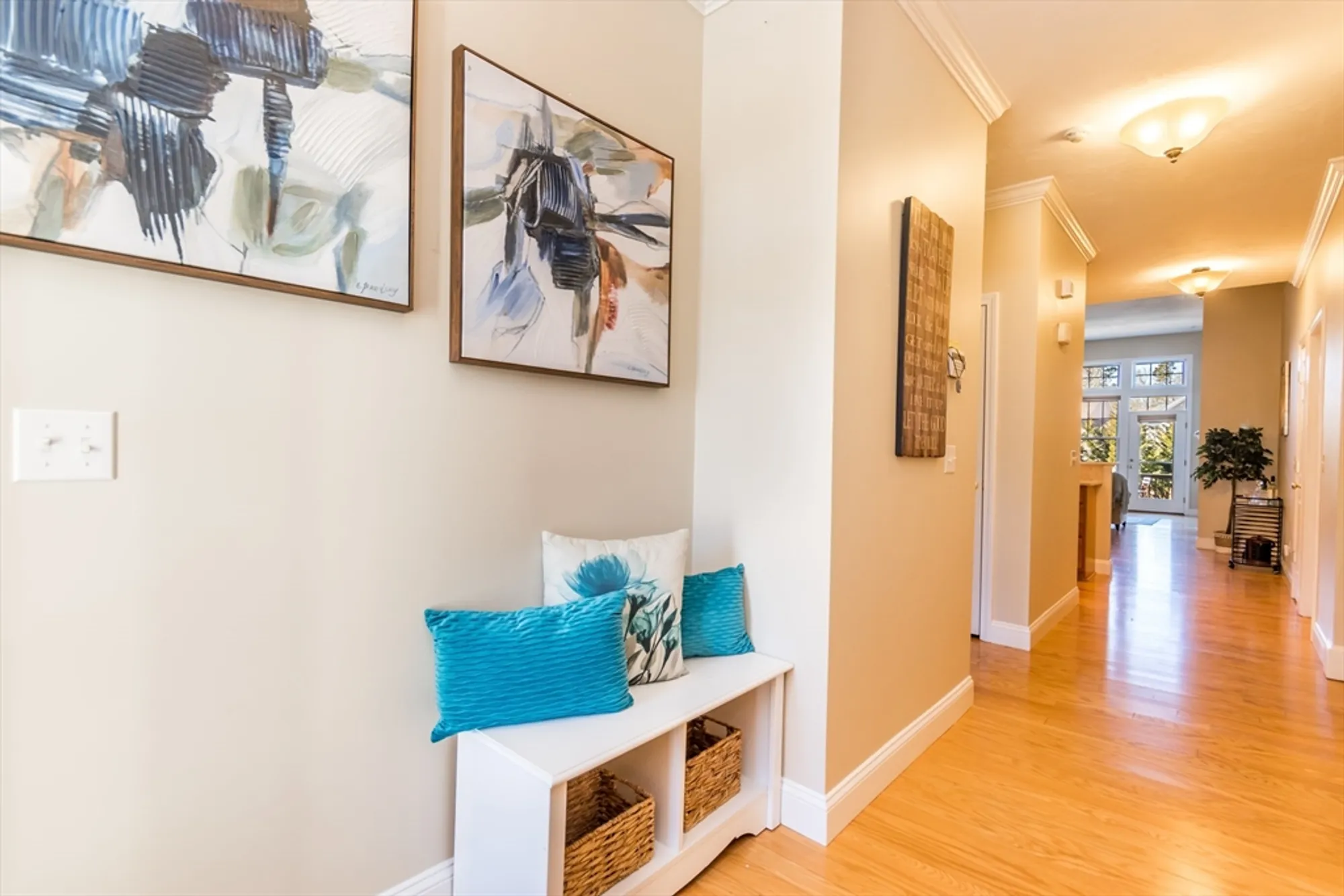 Property Slideshow image 5 of 36 | 20 twin oaks dr # 20, Mashpee, MA, 02649