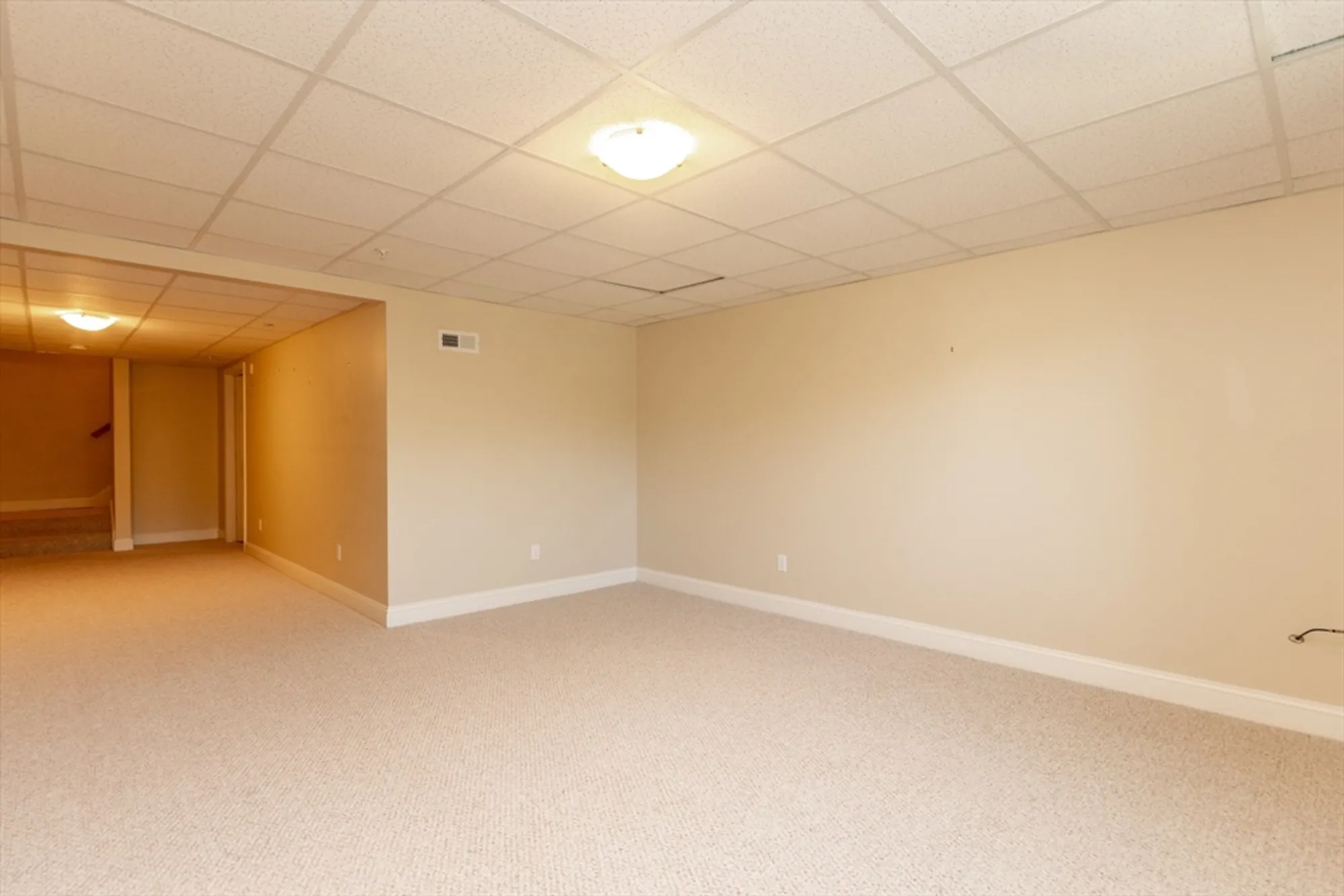 Property Slideshow image 24 of 36 | 20 twin oaks dr # 20, Mashpee, MA, 02649