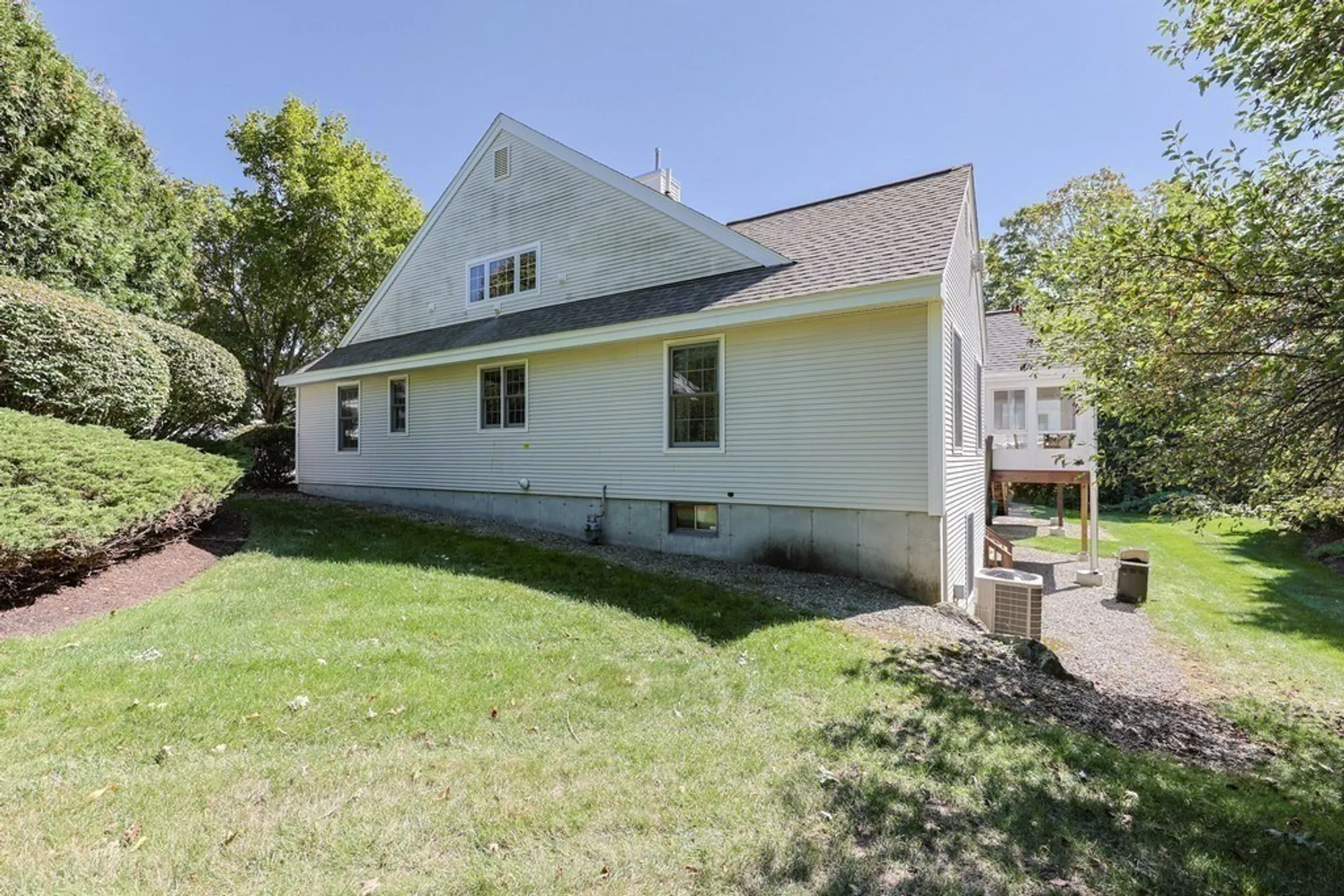 Property Slideshow image 29 of 31 | 9 shaker way # 9, Westborough, MA, 01581