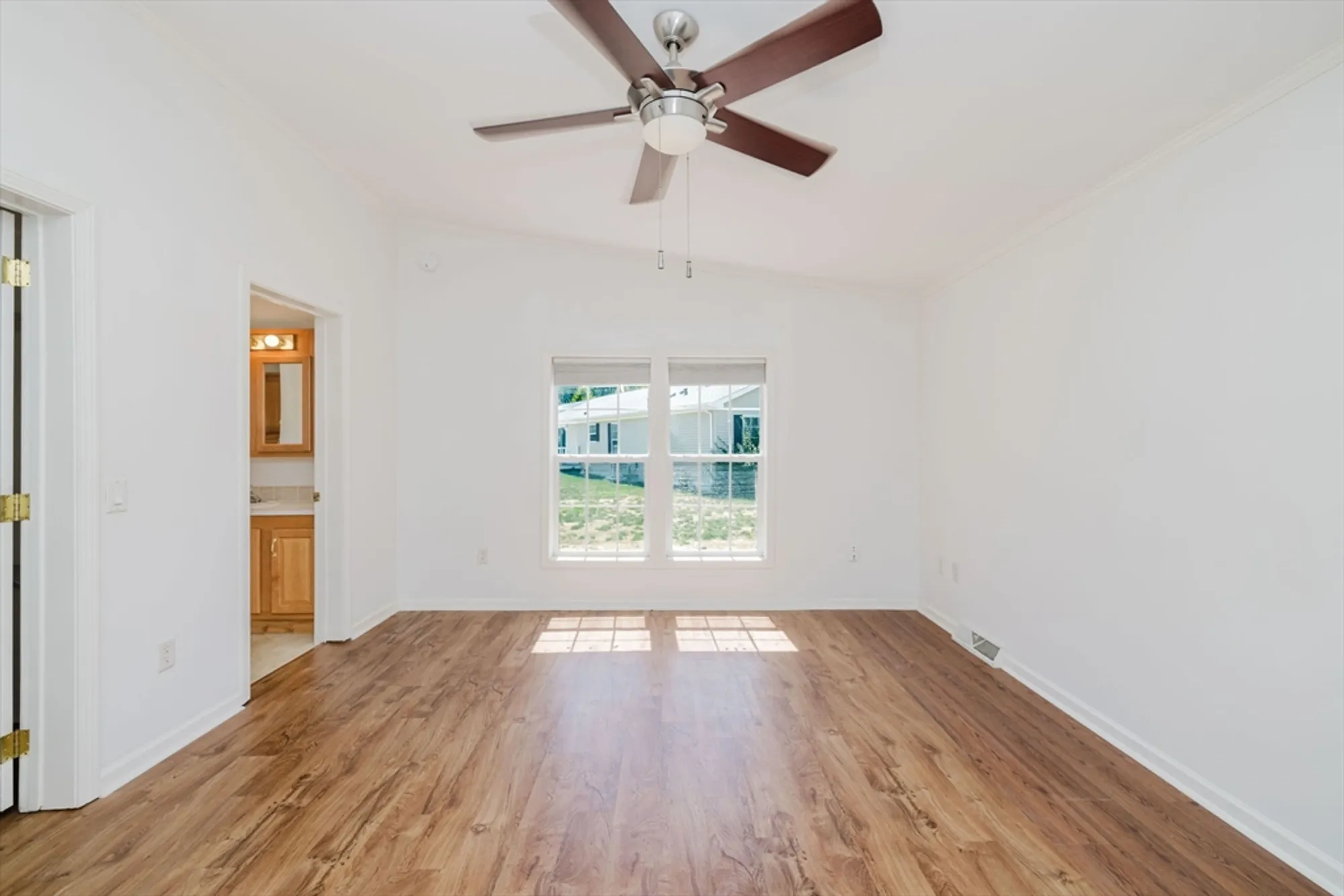 Property Slideshow image 14 of 32 | 2602 green st, Middleboro, MA, 02346