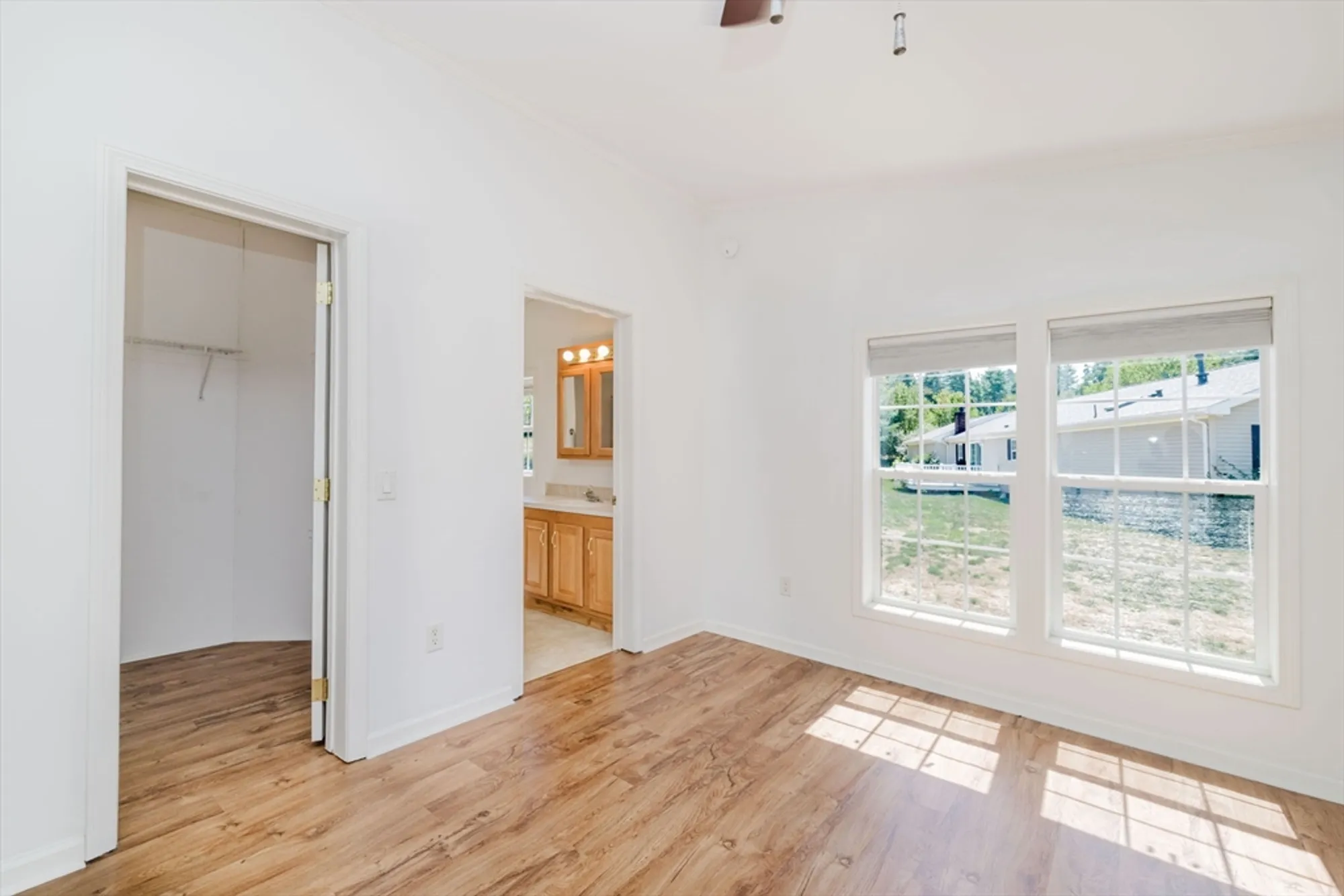 Property Slideshow image 15 of 32 | 2602 green st, Middleboro, MA, 02346