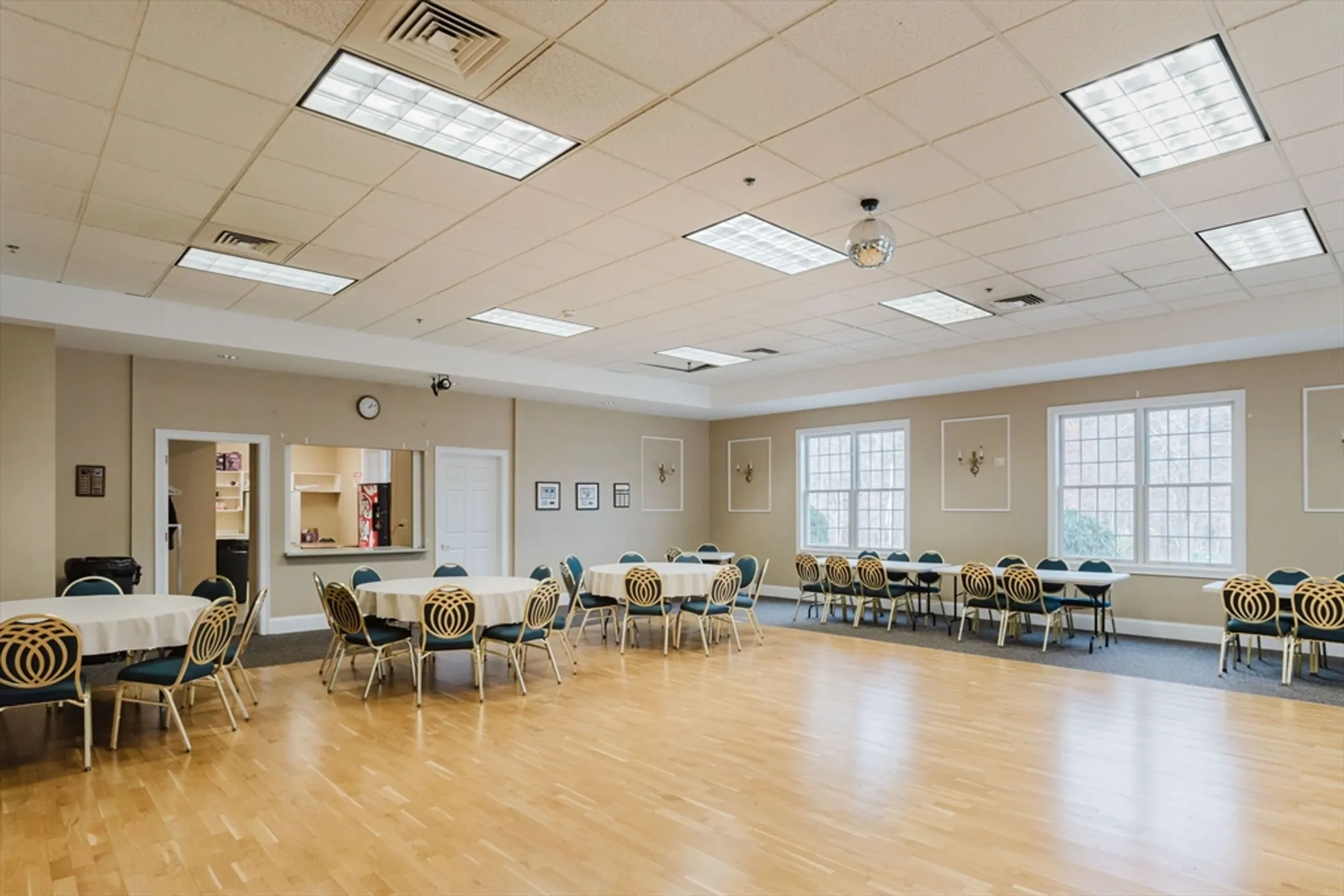 Property Slideshow image 29 of 32 | 2602 green st, Middleboro, MA, 02346