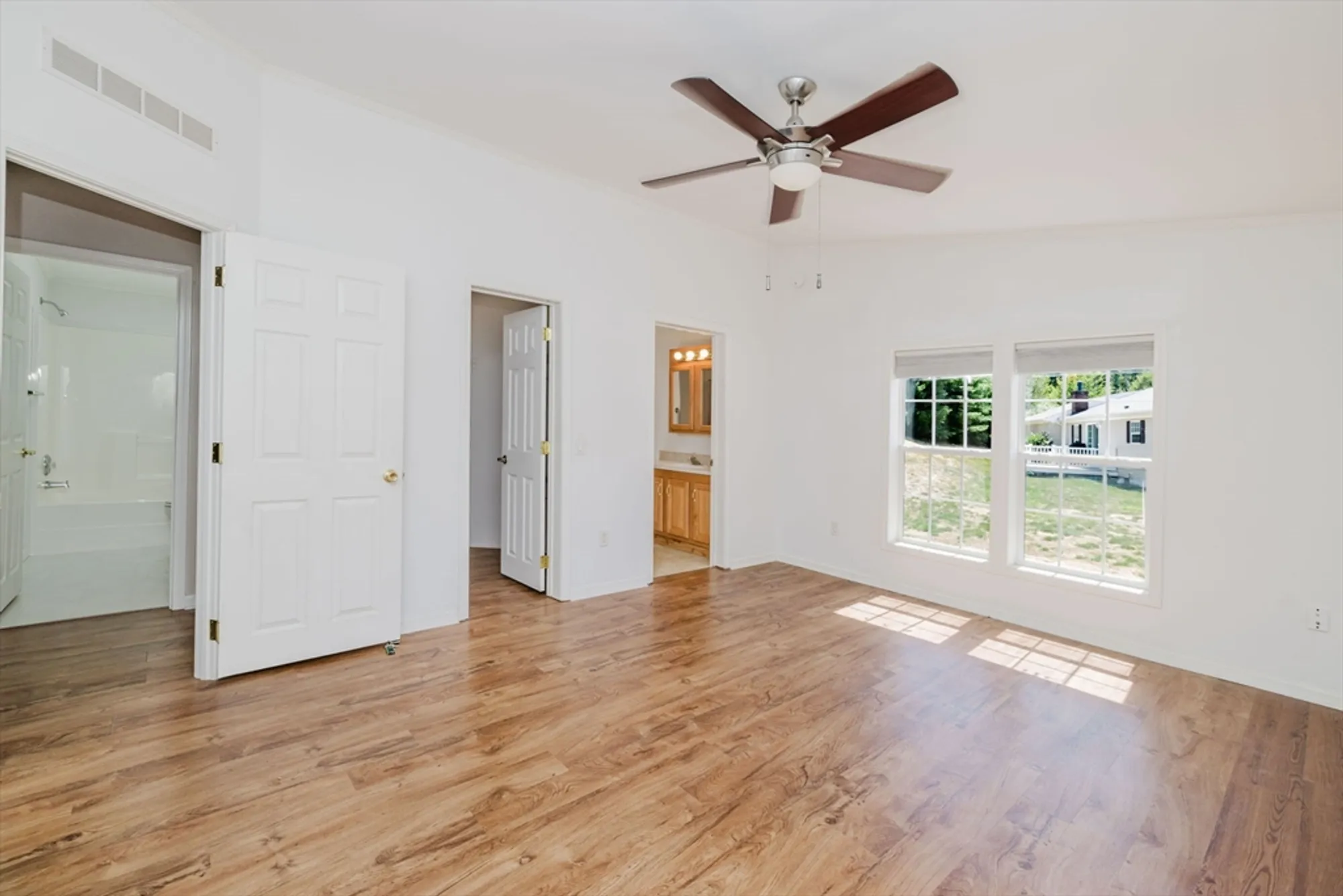 Property Slideshow image 13 of 32 | 2602 green st, Middleboro, MA, 02346