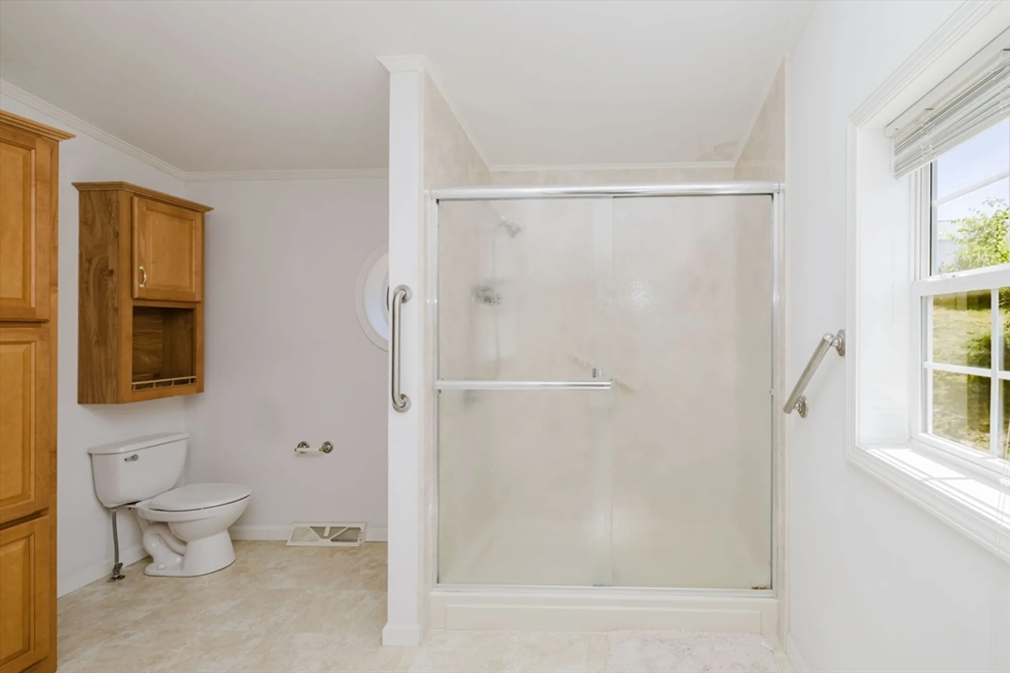 Property Slideshow image 16 of 32 | 2602 green st, Middleboro, MA, 02346