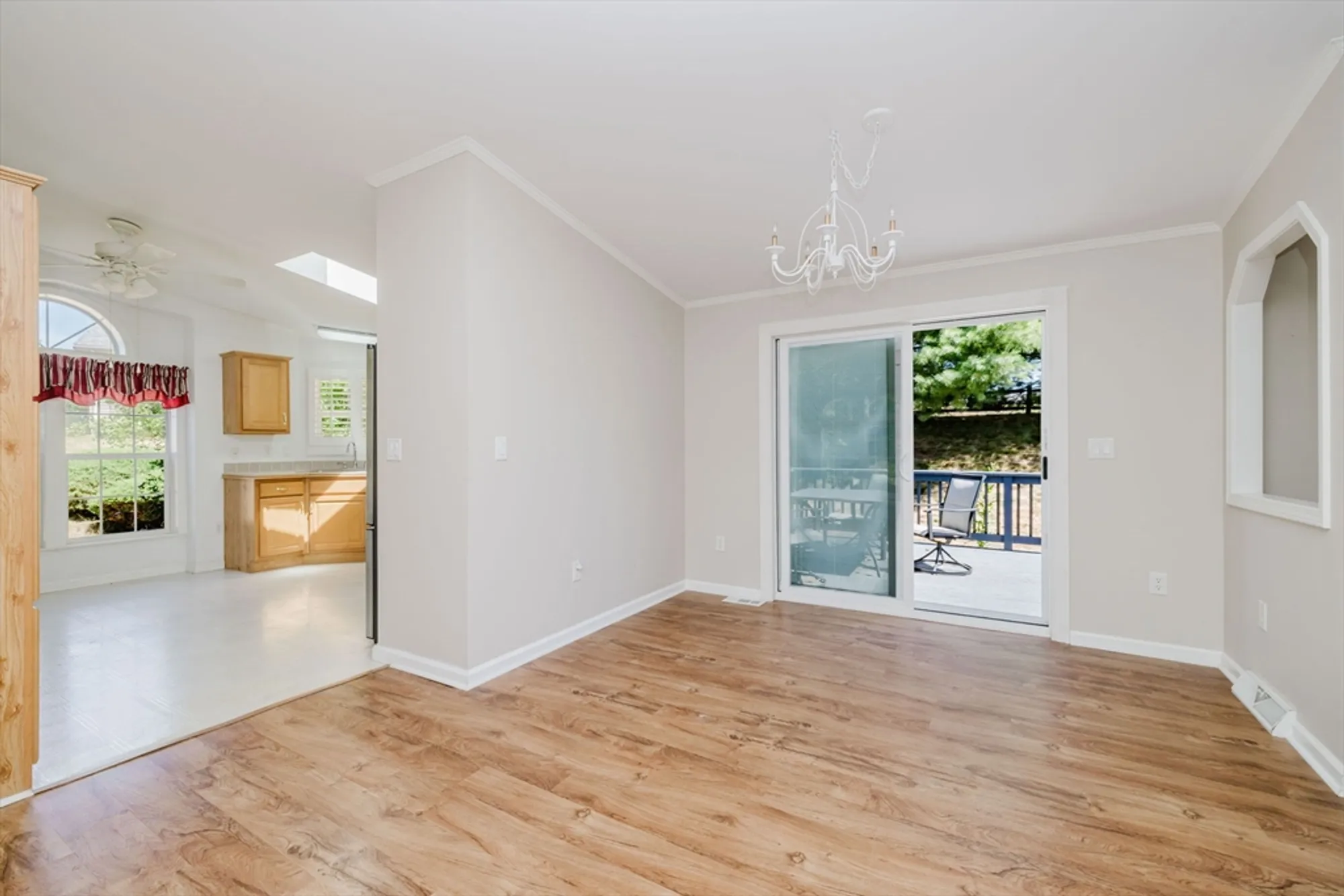 Property Slideshow image 5 of 32 | 2602 green st, Middleboro, MA, 02346