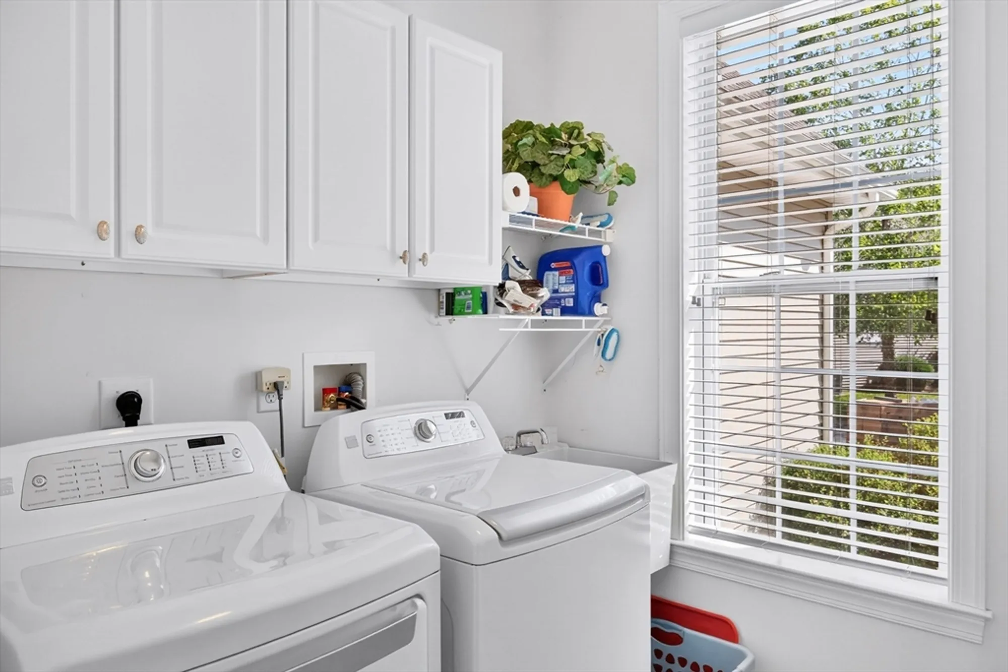 Property Slideshow image 23 of 33 | 39 woodsong, Plymouth, MA, 02360