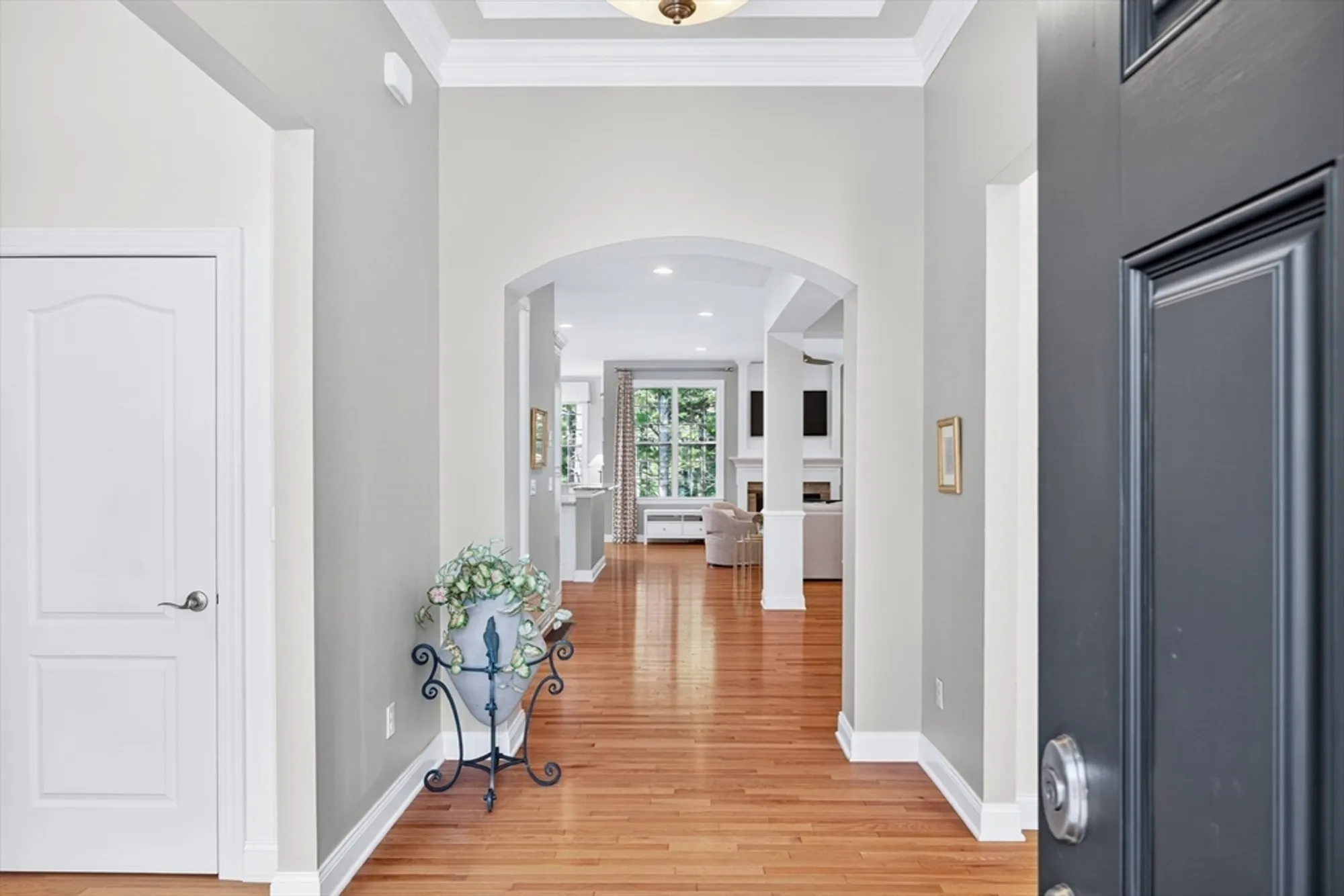 Property Slideshow image 1 of 33 | 39 woodsong, Plymouth, MA, 02360