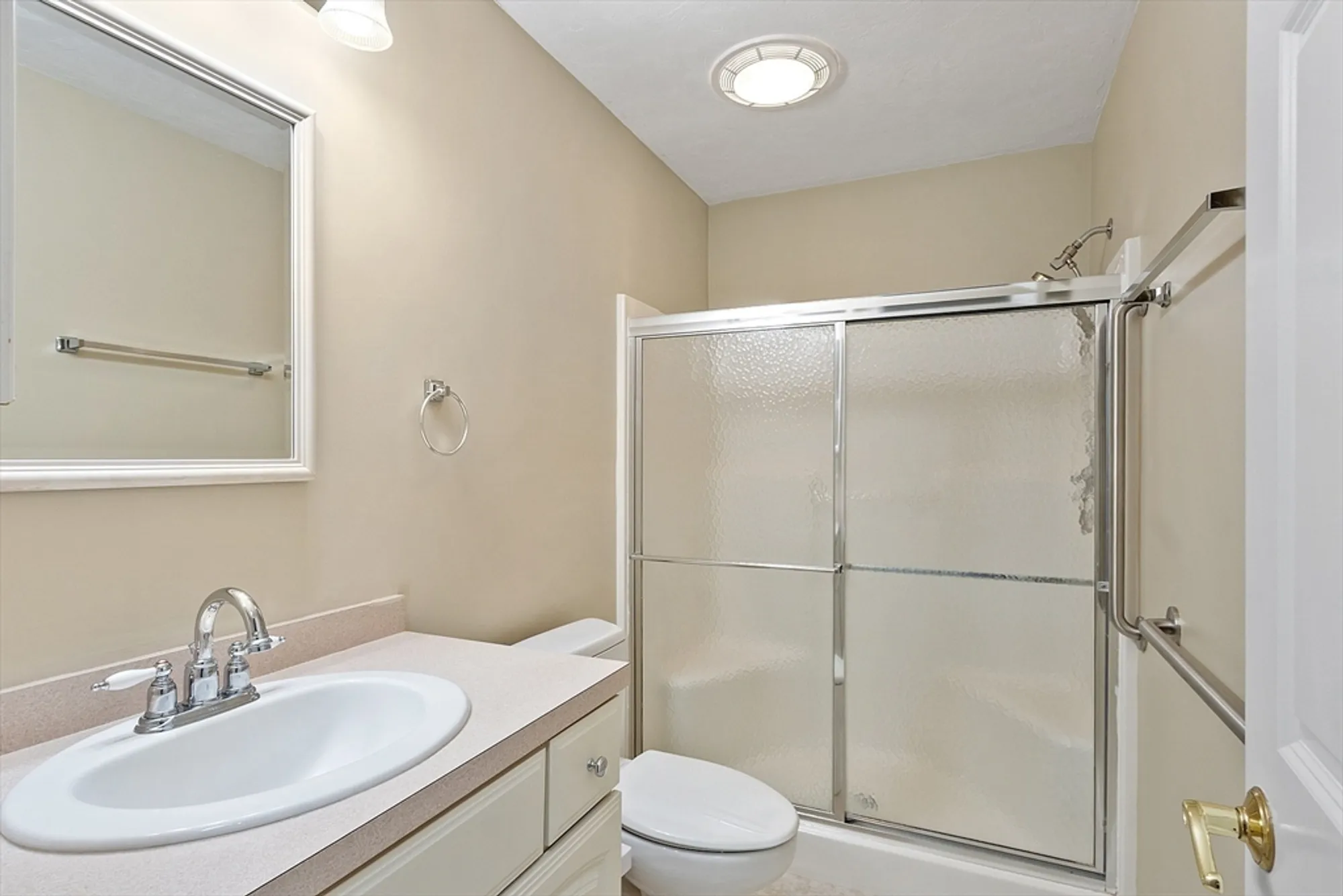 Property Slideshow image 17 of 36 | 453 blue heron dr # 453, Lancaster, MA, 01523