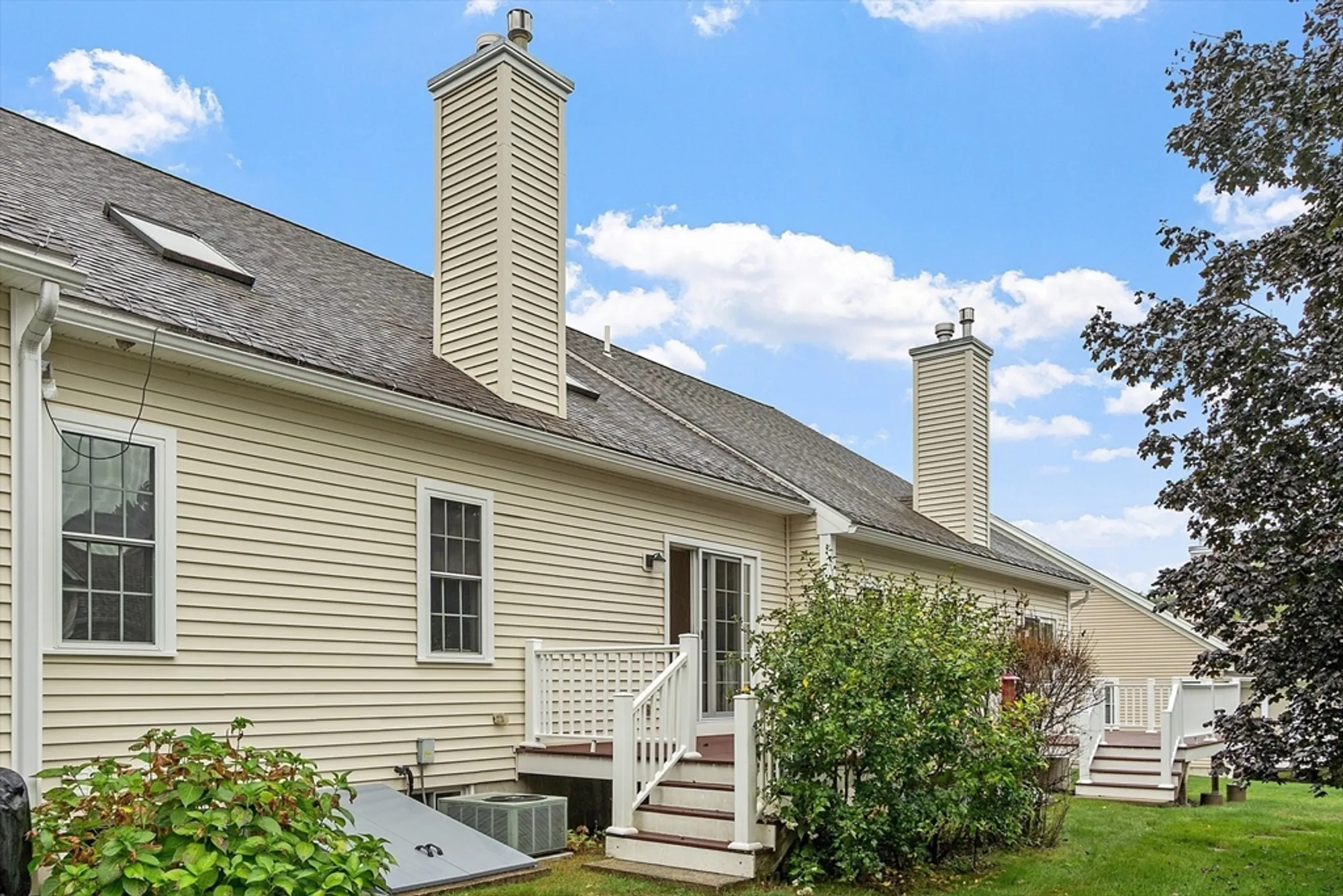Property Slideshow image 32 of 36 | 453 blue heron dr # 453, Lancaster, MA, 01523