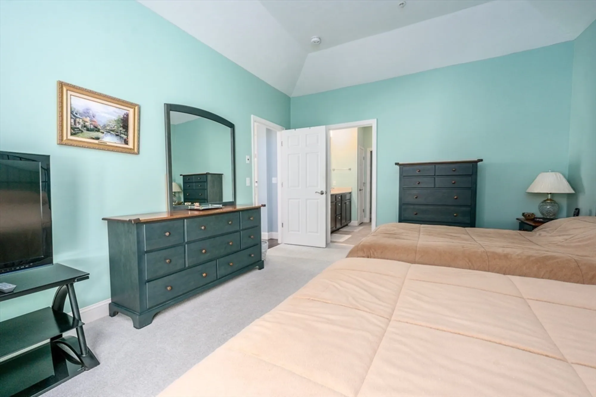 Property Slideshow image 14 of 28 | 72 grey hawk dr # 670, Mashpee, MA, 02649