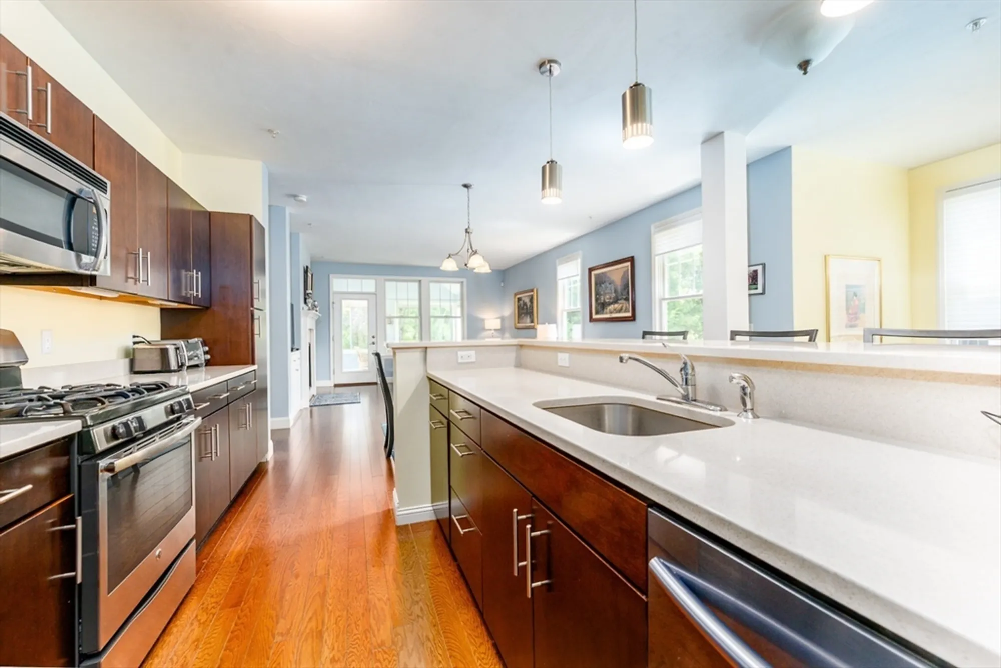 Property Slideshow image 6 of 28 | 72 grey hawk dr # 670, Mashpee, MA, 02649