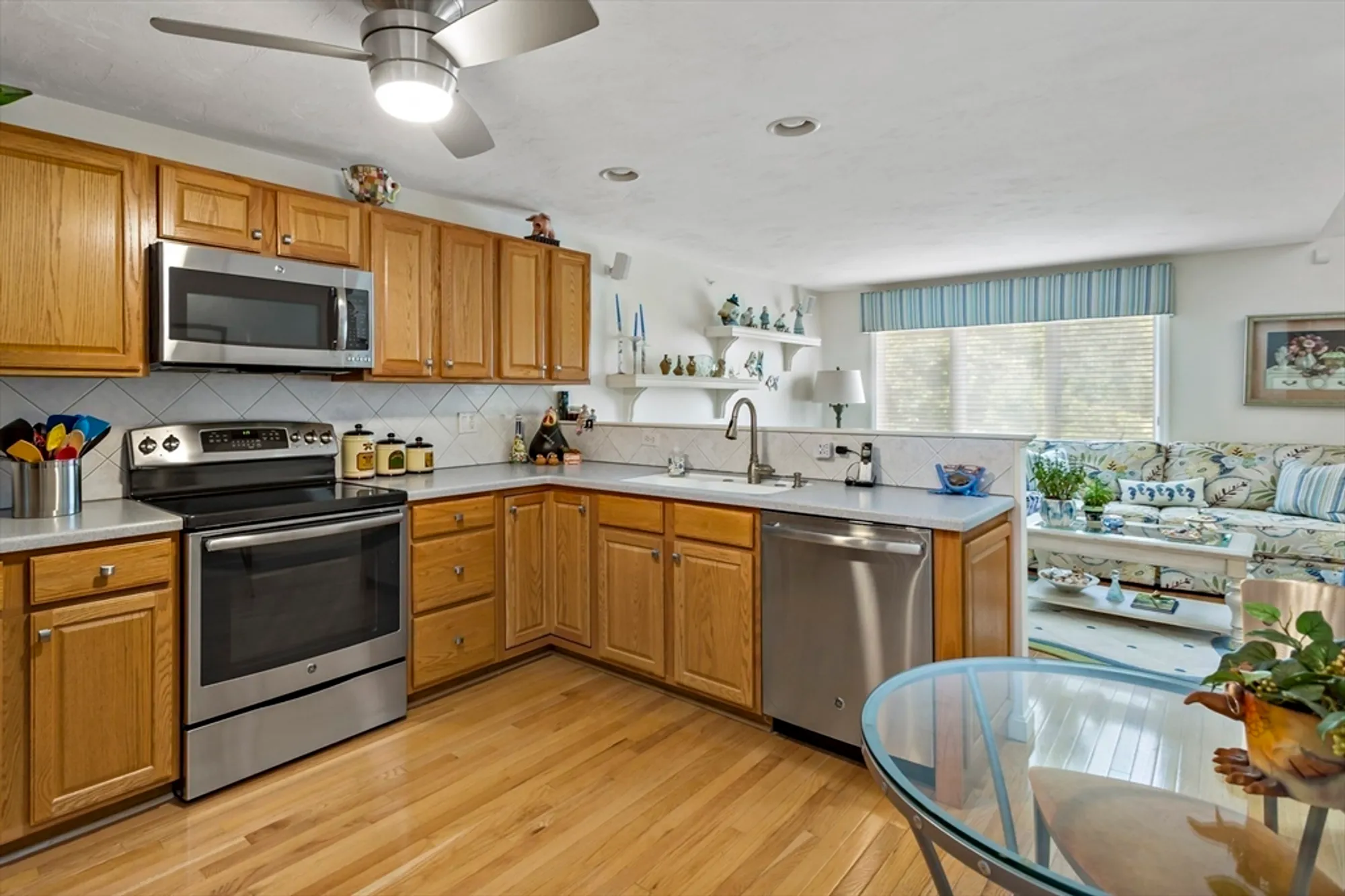 Property Slideshow image 6 of 38 | 8 chippers ln # 390, Mashpee, MA, 02649