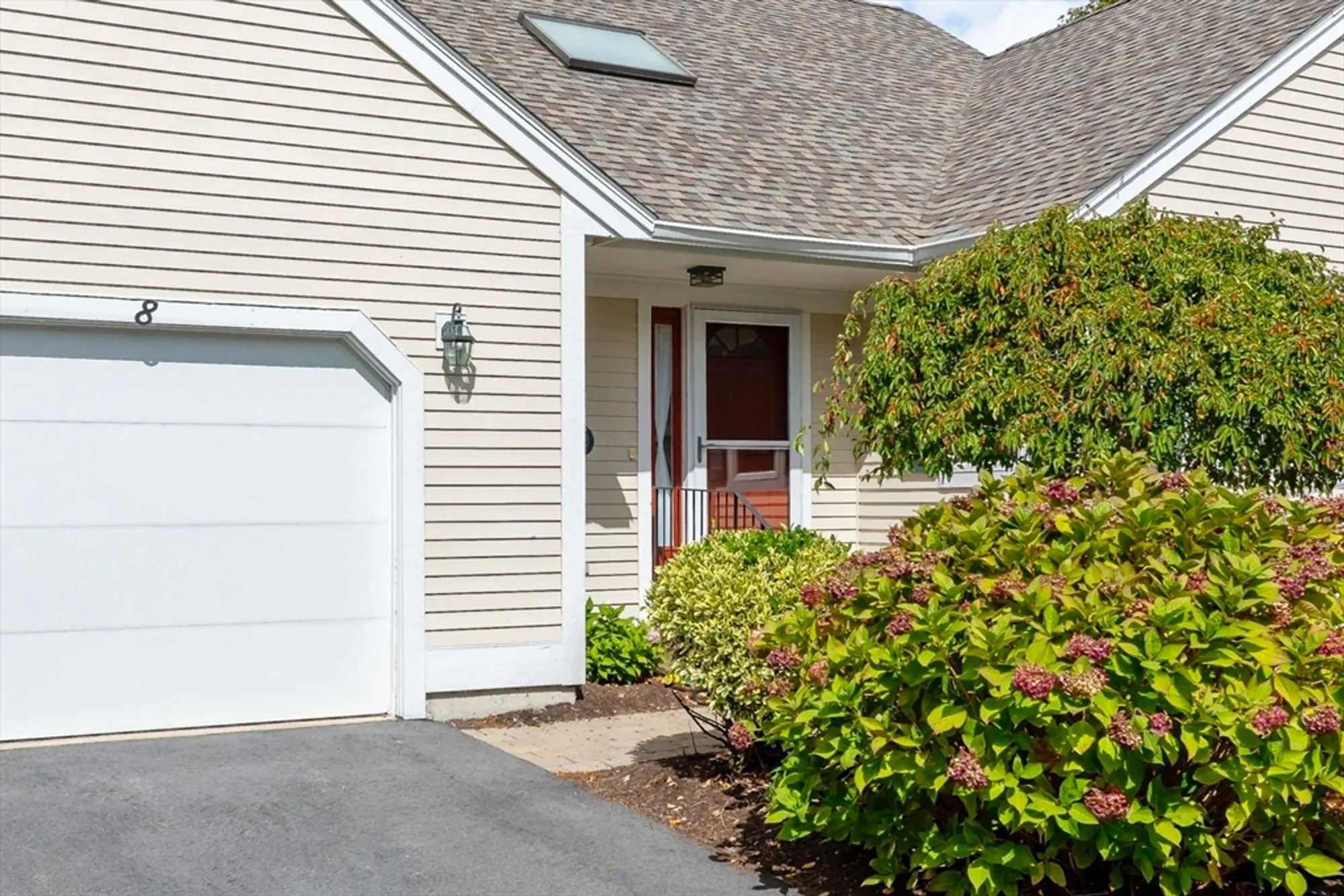 Property Slideshow image 1 of 38 | 8 chippers ln # 390, Mashpee, MA, 02649