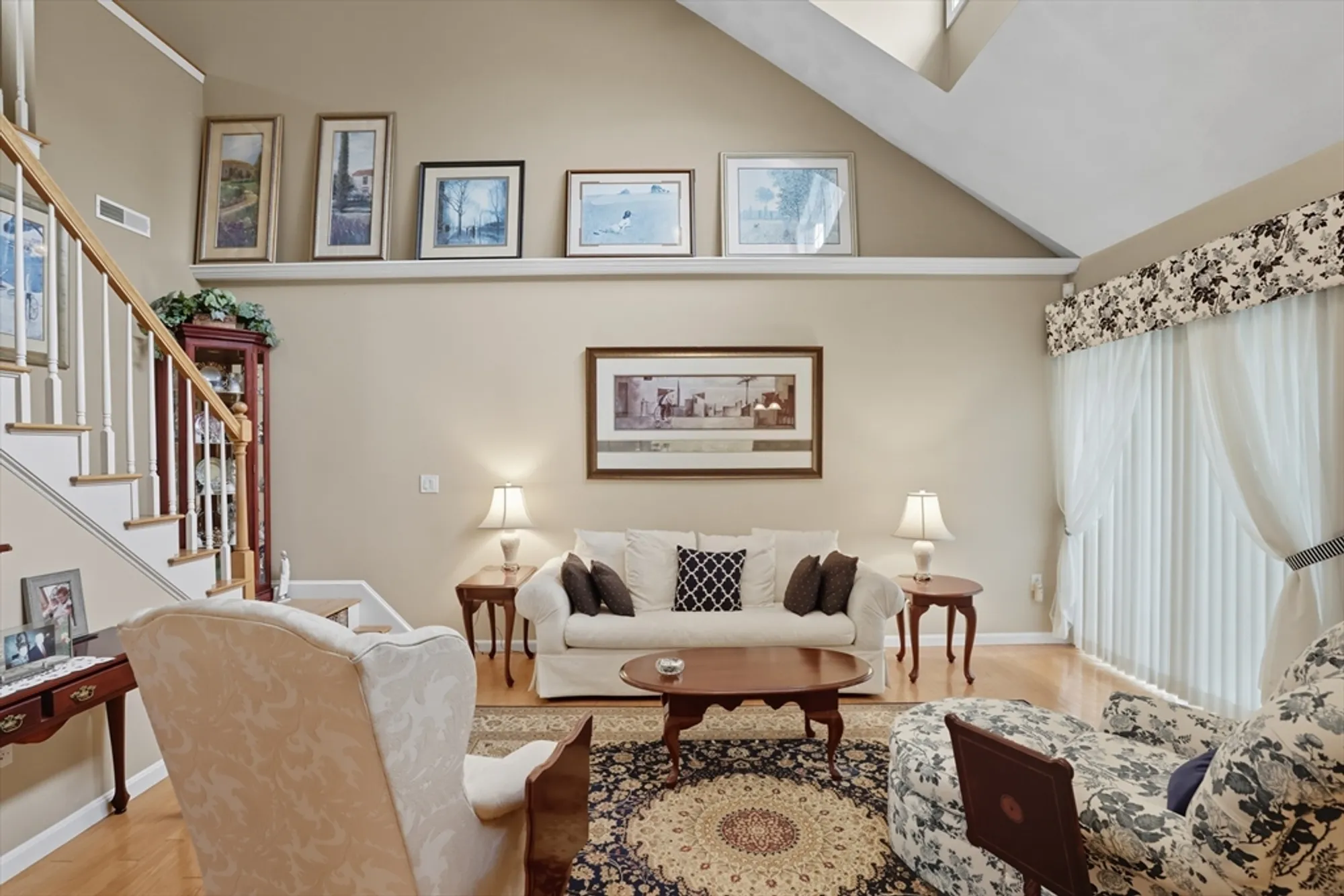 Property Slideshow image 6 of 34 | 503 diane cir # 503, Groveland, MA, 01834